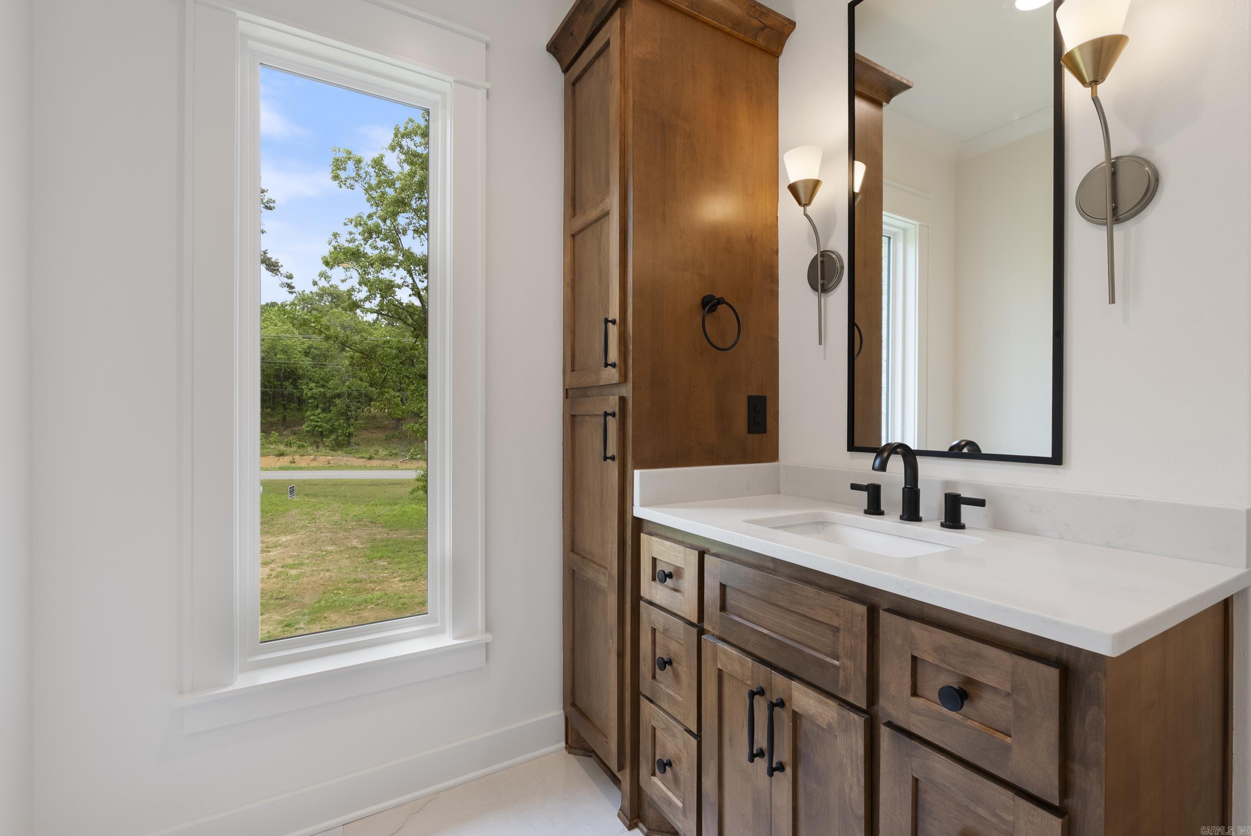2940  Orchard View  Conway, AR