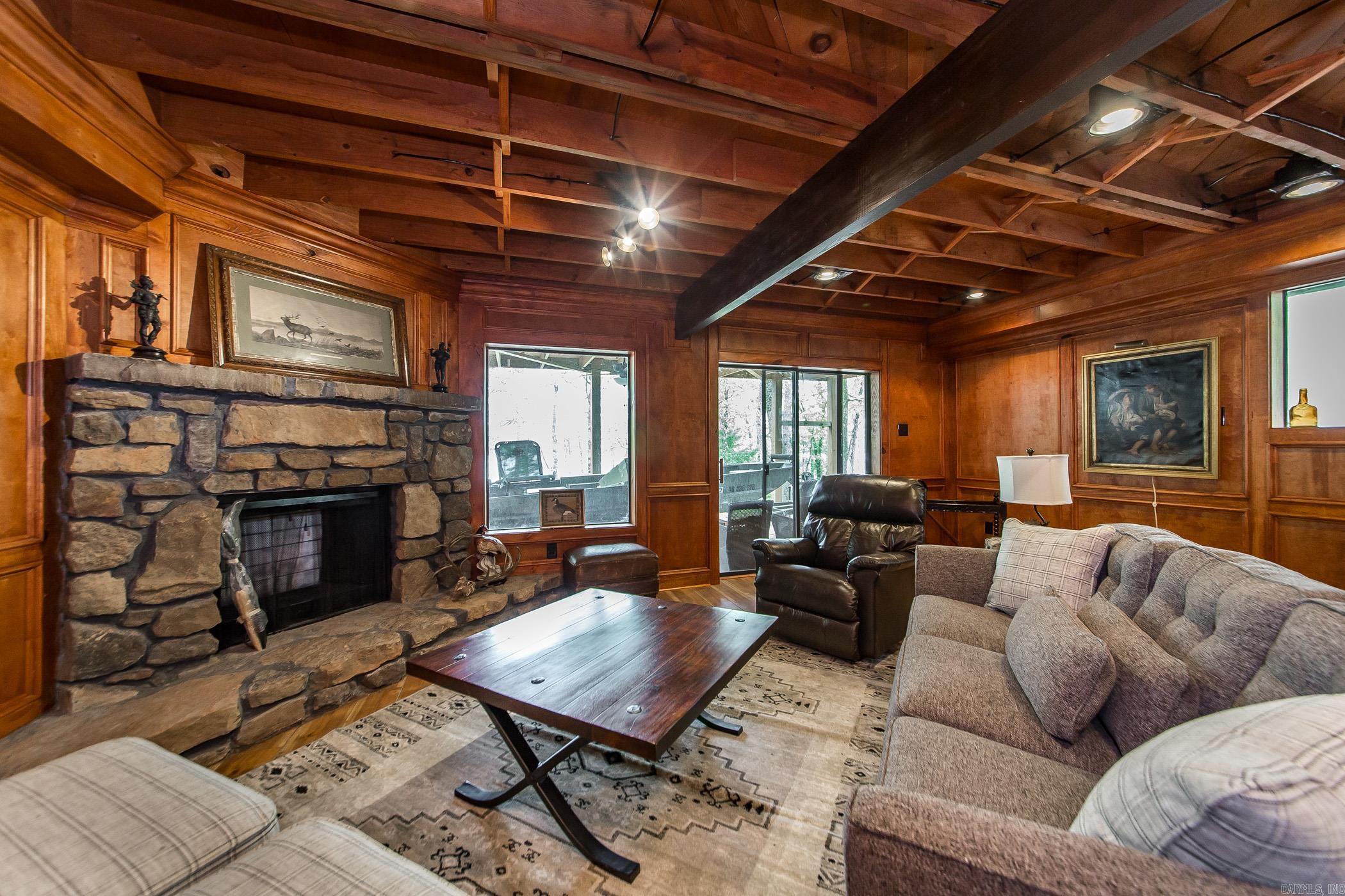 510  Potter Point  Higden, AR
