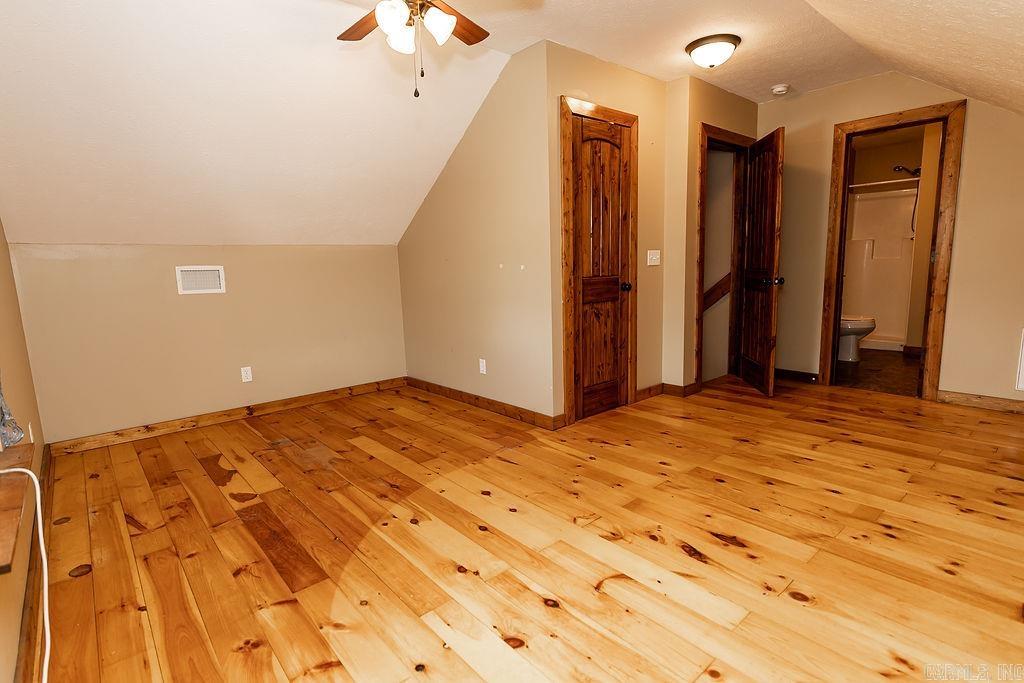 8505  Holly Mountain Rd  Clinton, AR