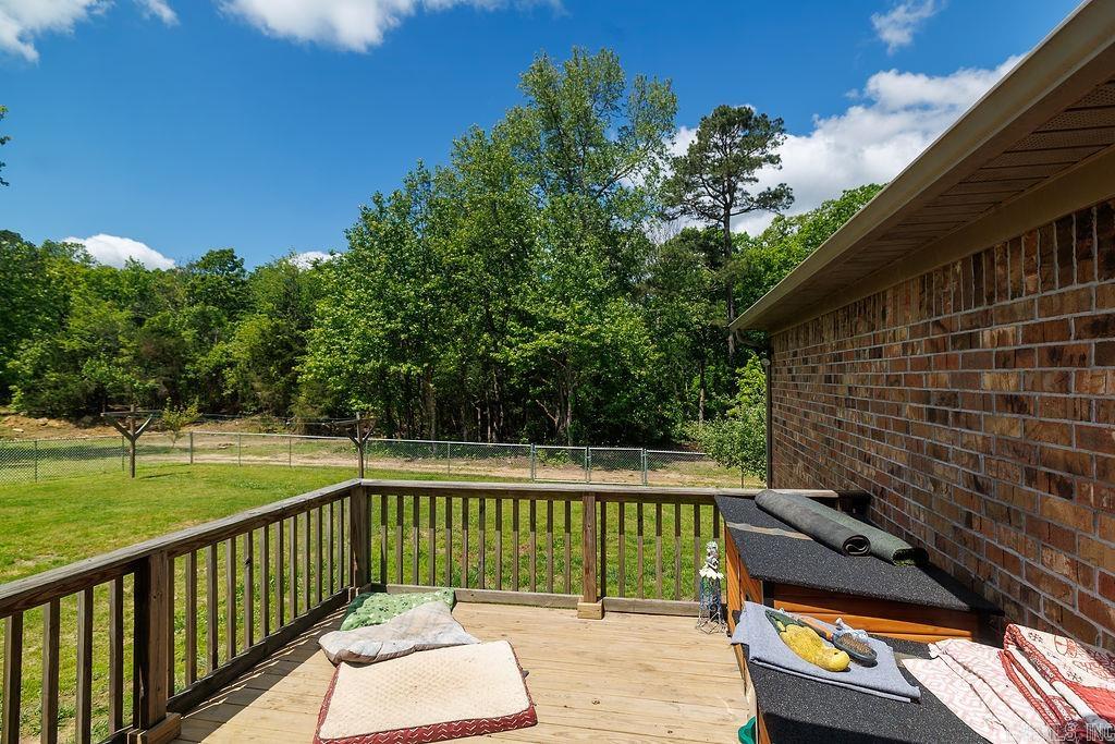 8505  Holly Mountain Rd  Clinton, AR