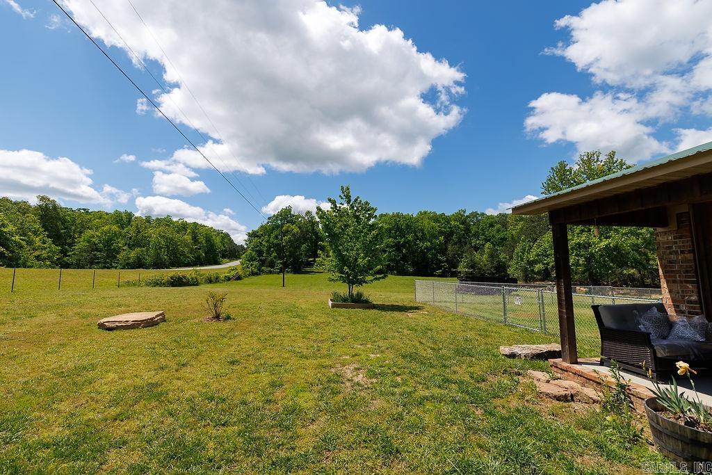 8505  Holly Mountain Rd  Clinton, AR