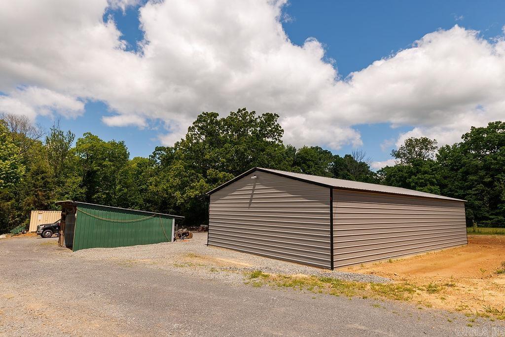 8505  Holly Mountain Rd  Clinton, AR