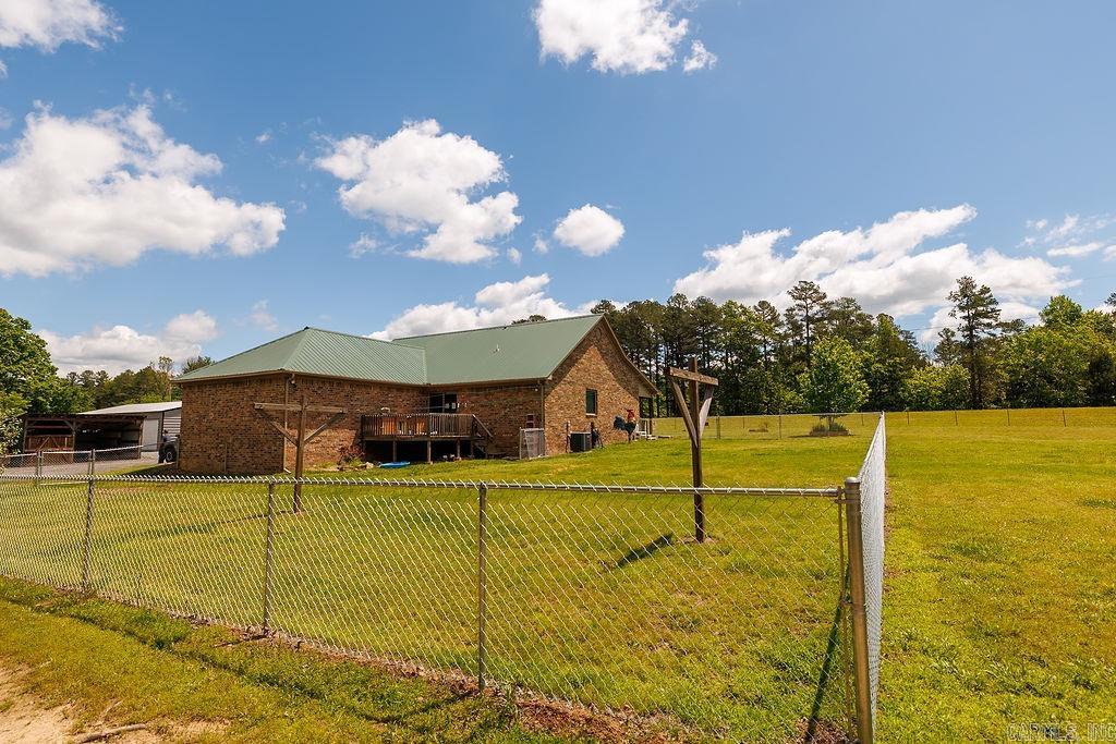 8505  Holly Mountain Rd  Clinton, AR