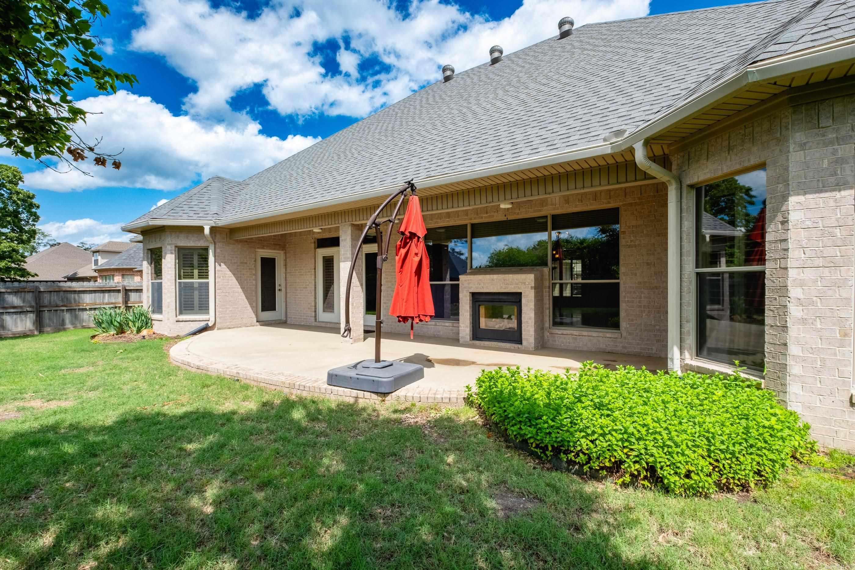 107  Bouriese Circle  Maumelle, AR