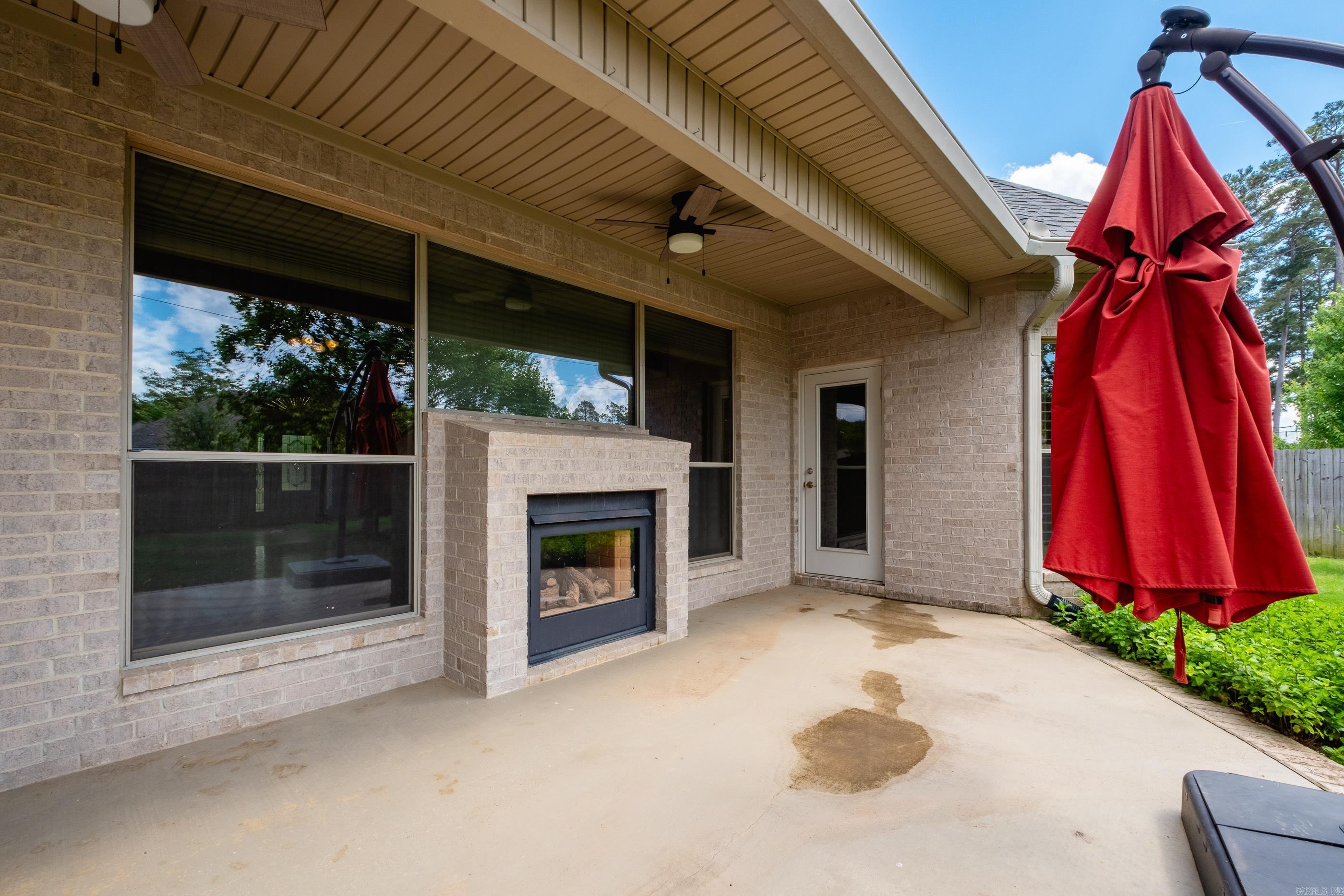 107  Bouriese Circle  Maumelle, AR
