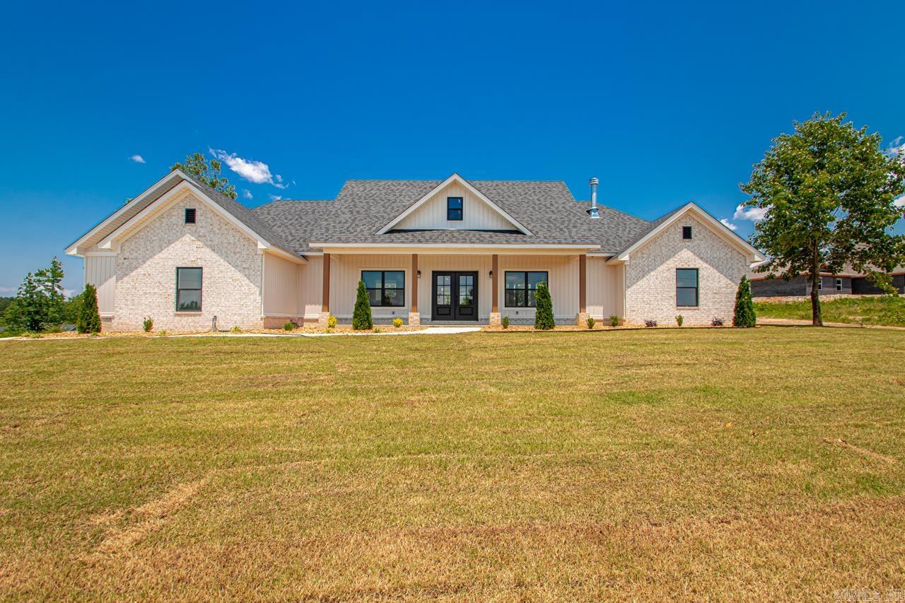 9064 Creek View  Bauxite, AR