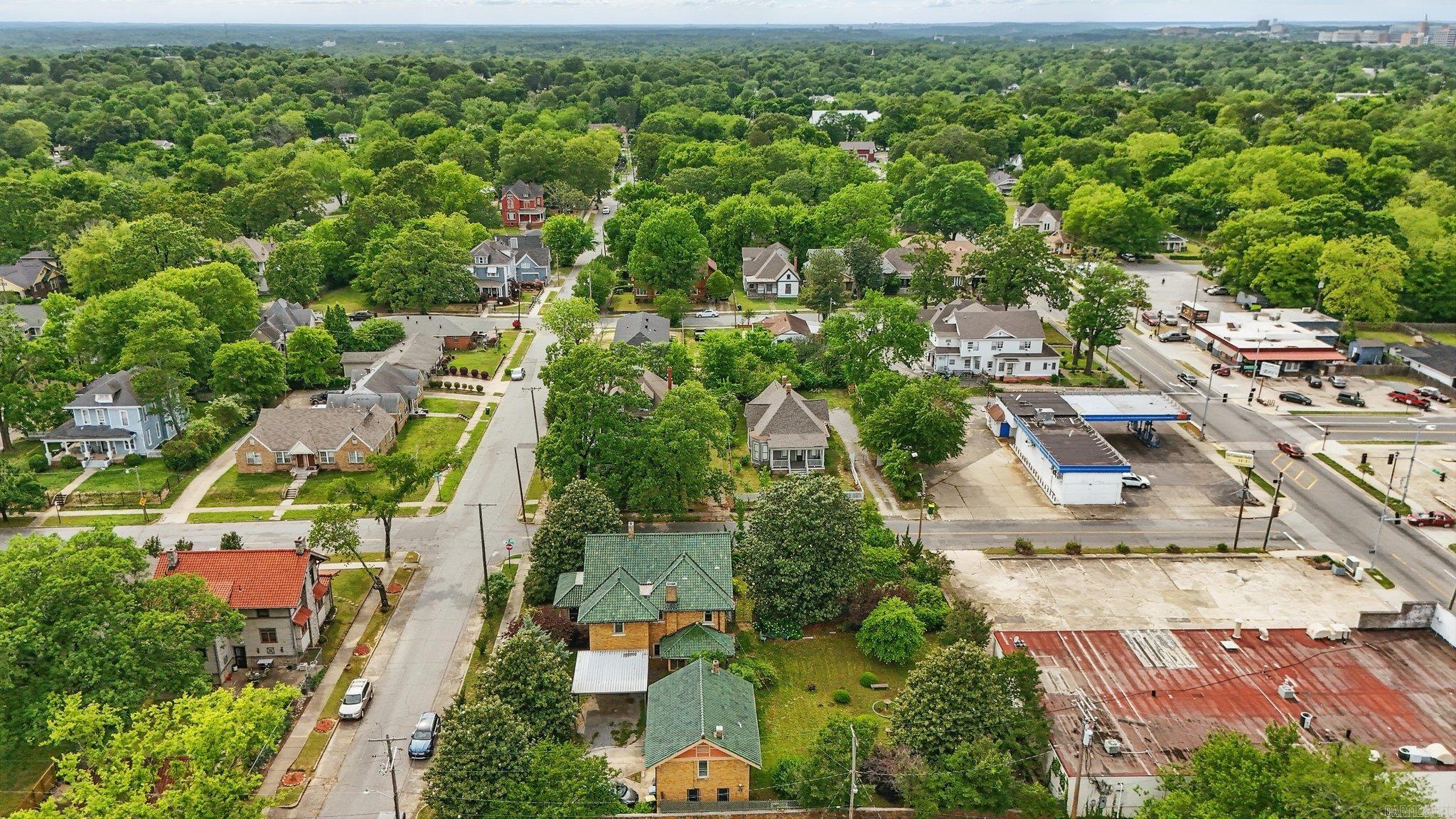 1867 S Battery Street Little Rock, AR 72202
