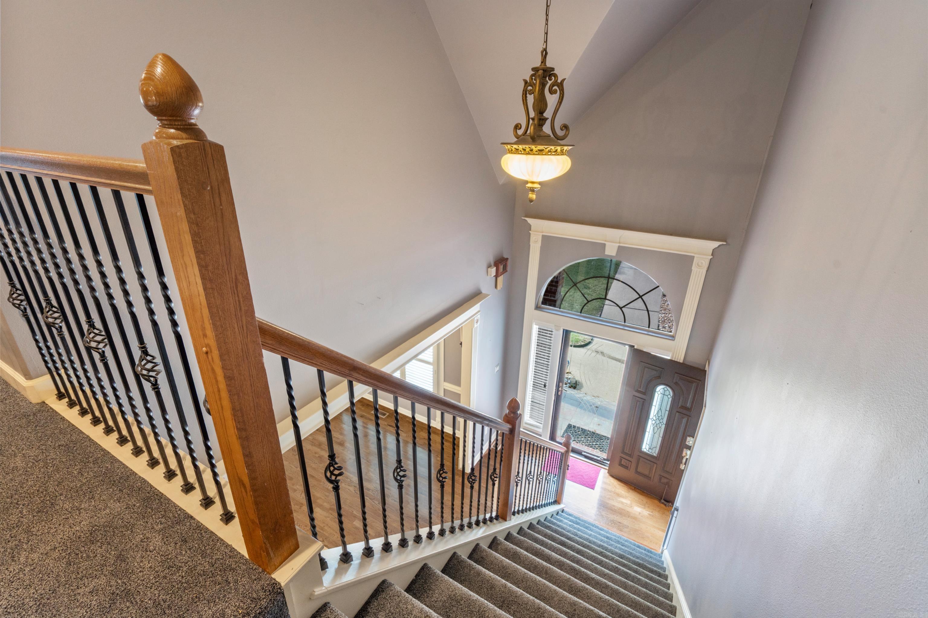 110  ROBERTSRIDGE  Hot Springs, AR