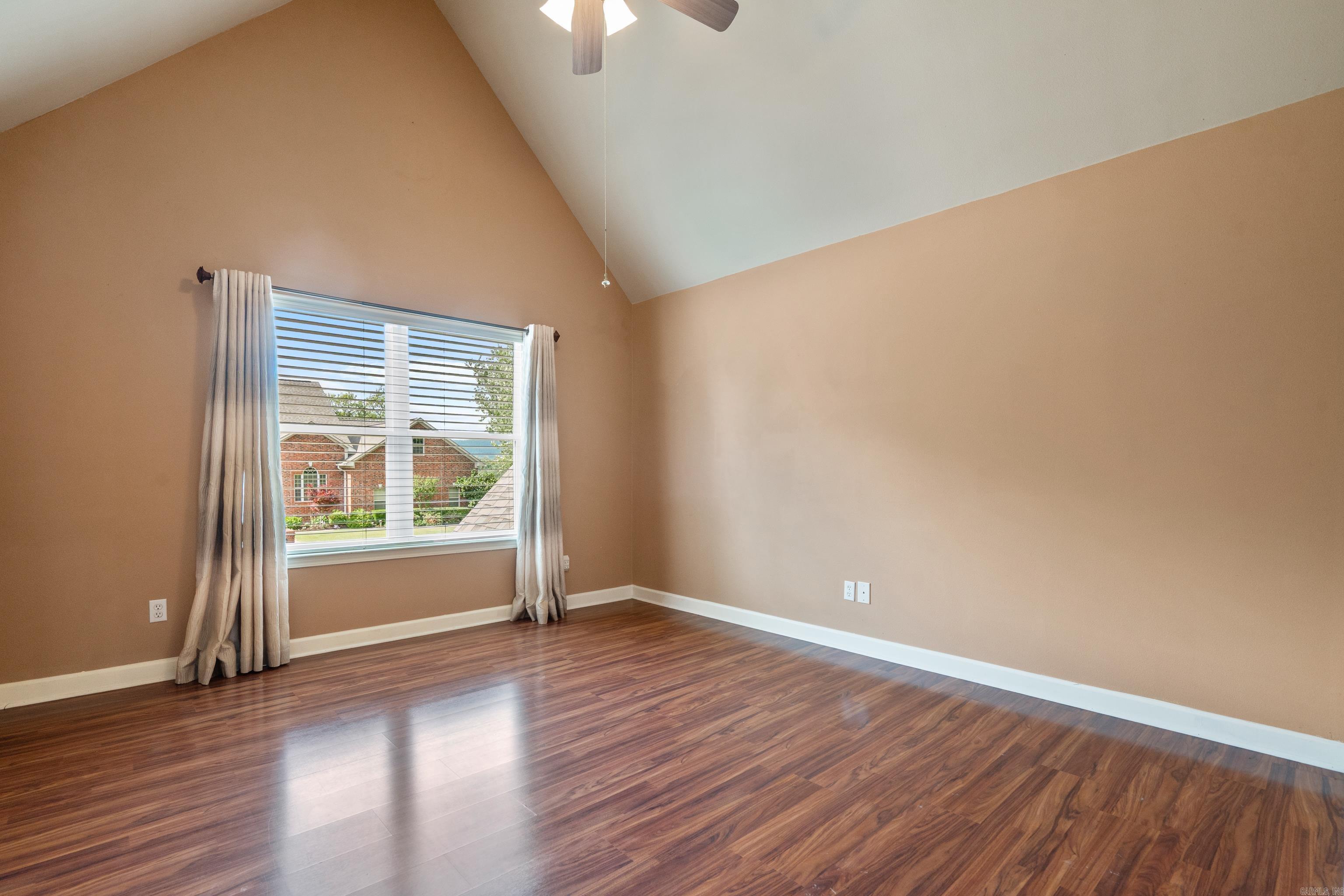110  ROBERTSRIDGE  Hot Springs, AR