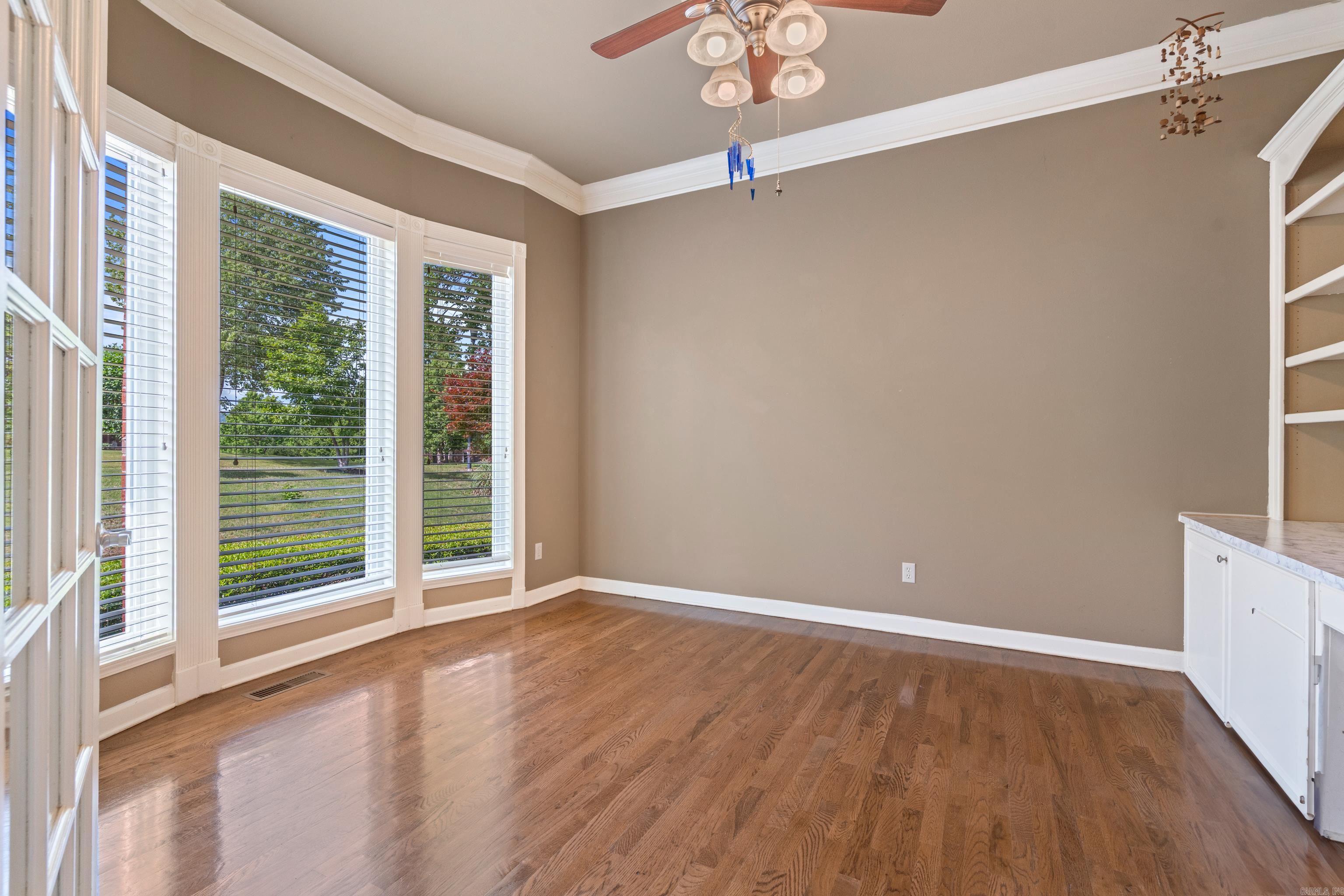 110  ROBERTSRIDGE  Hot Springs, AR