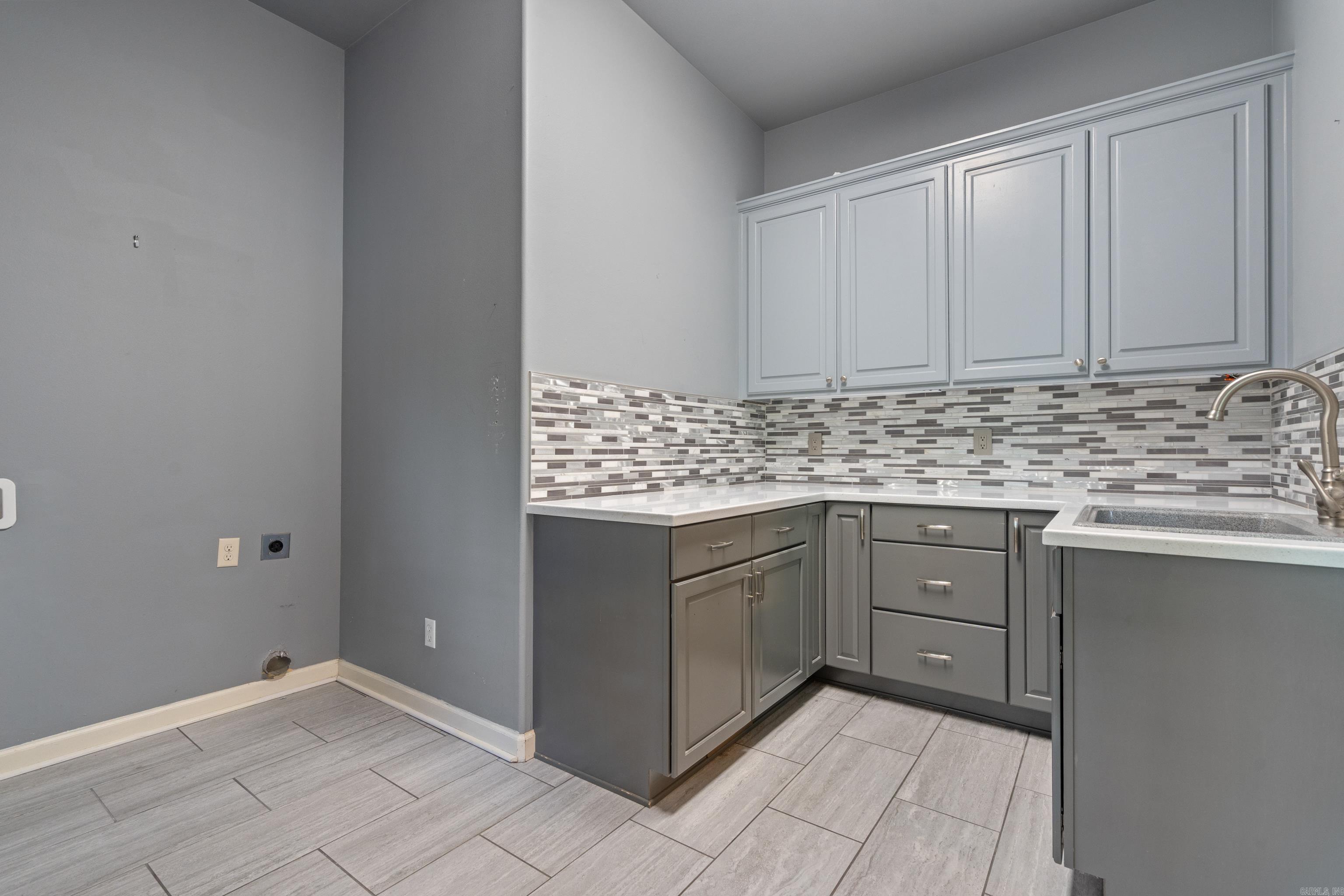110  ROBERTSRIDGE  Hot Springs, AR