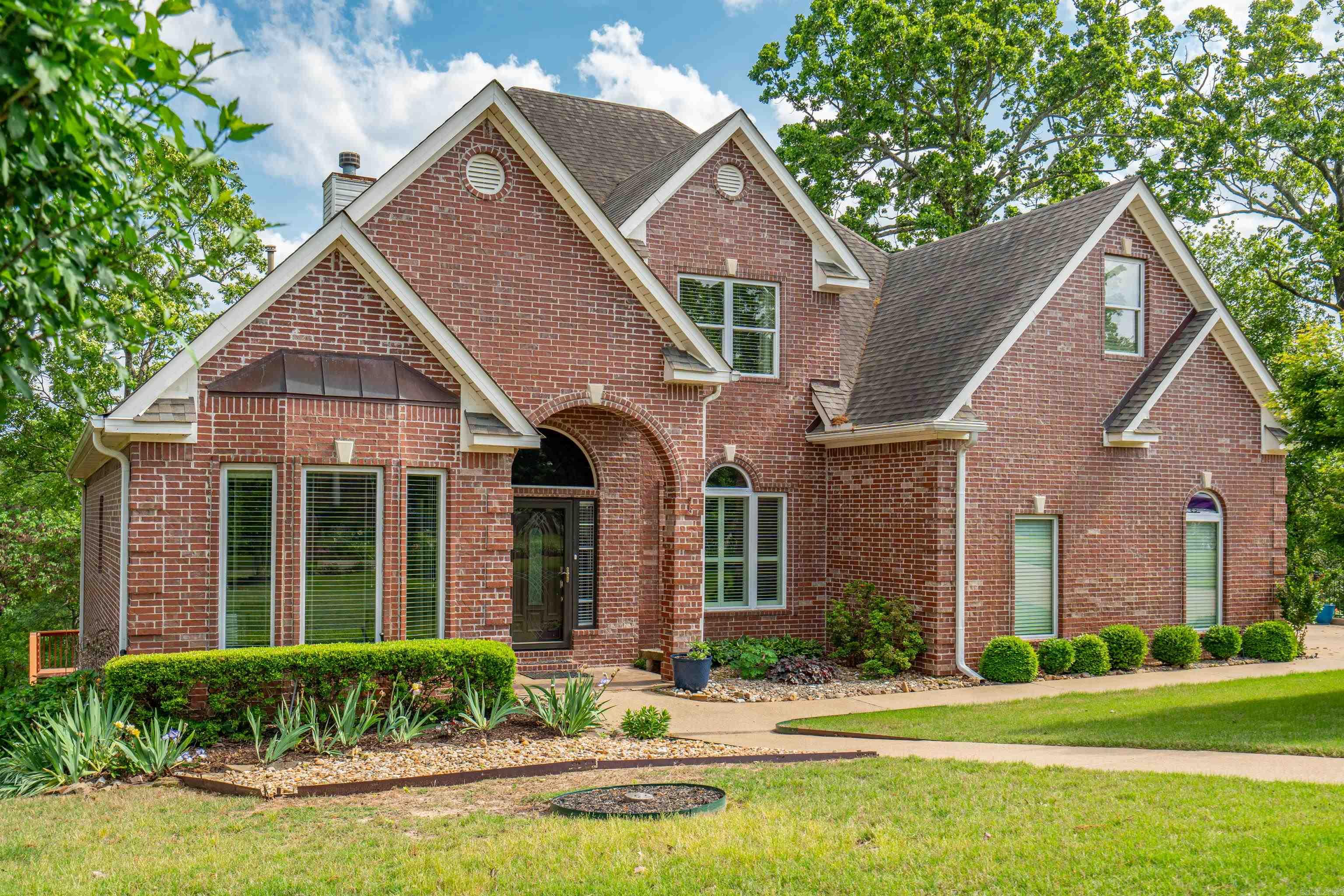110  ROBERTSRIDGE  Hot Springs, AR