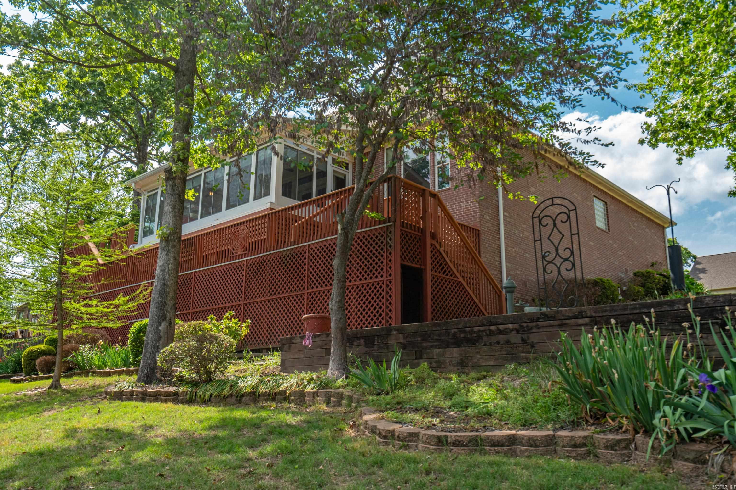 110  ROBERTSRIDGE  Hot Springs, AR