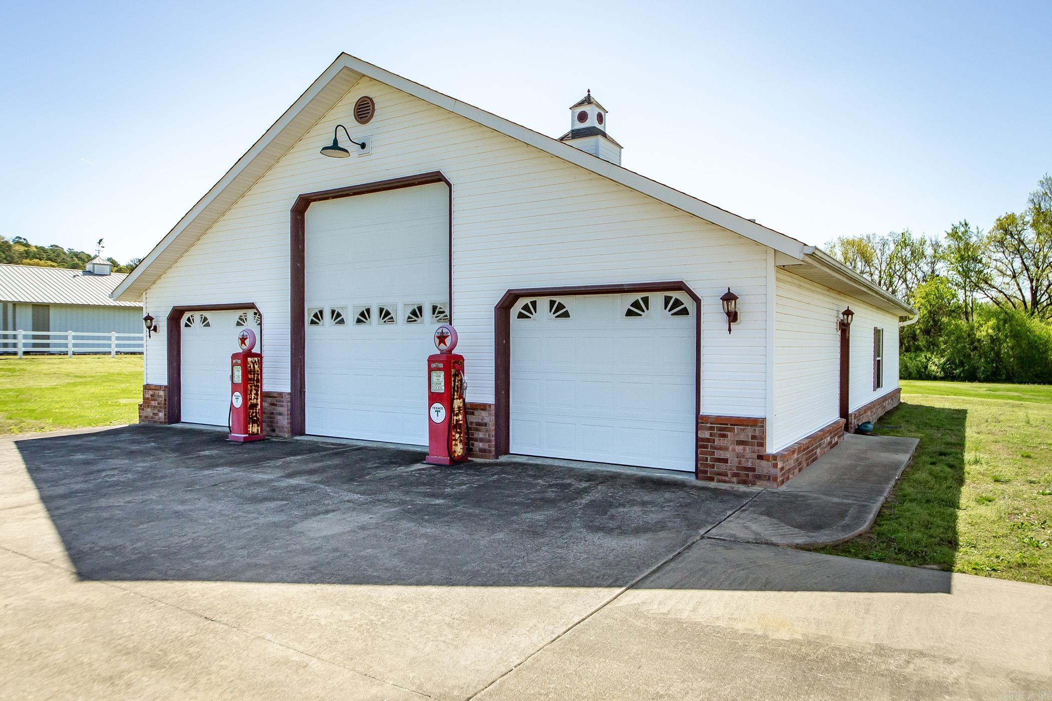 325  Cottage Creek Lane  Bee Branch, AR