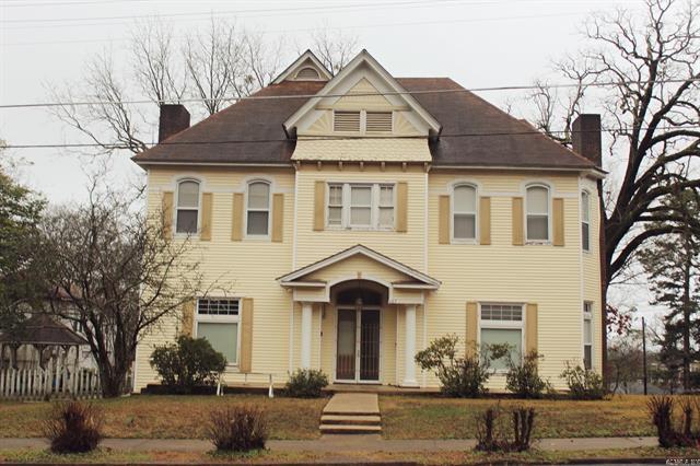 663  Prospect  Hot Springs National Park, AR