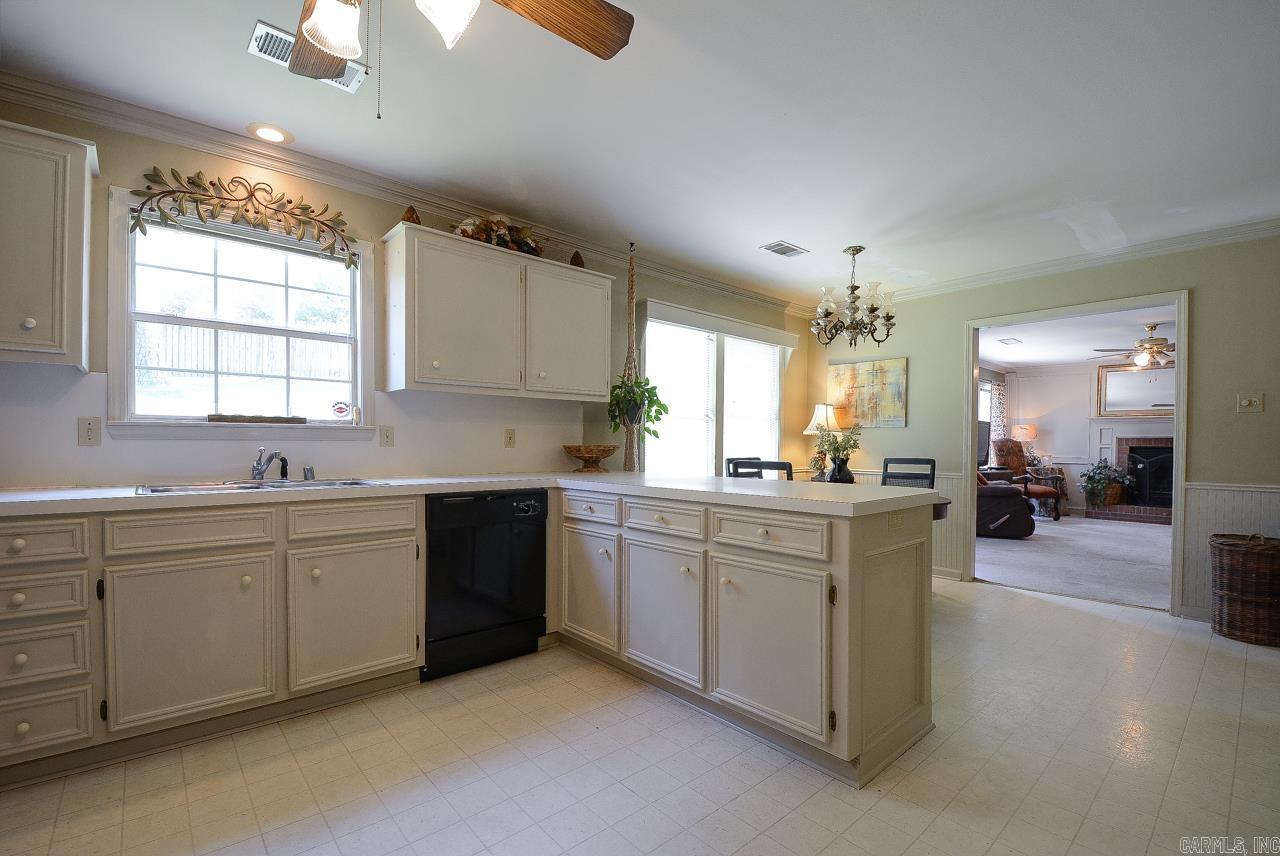 4515  Old Oak  Little Rock, AR