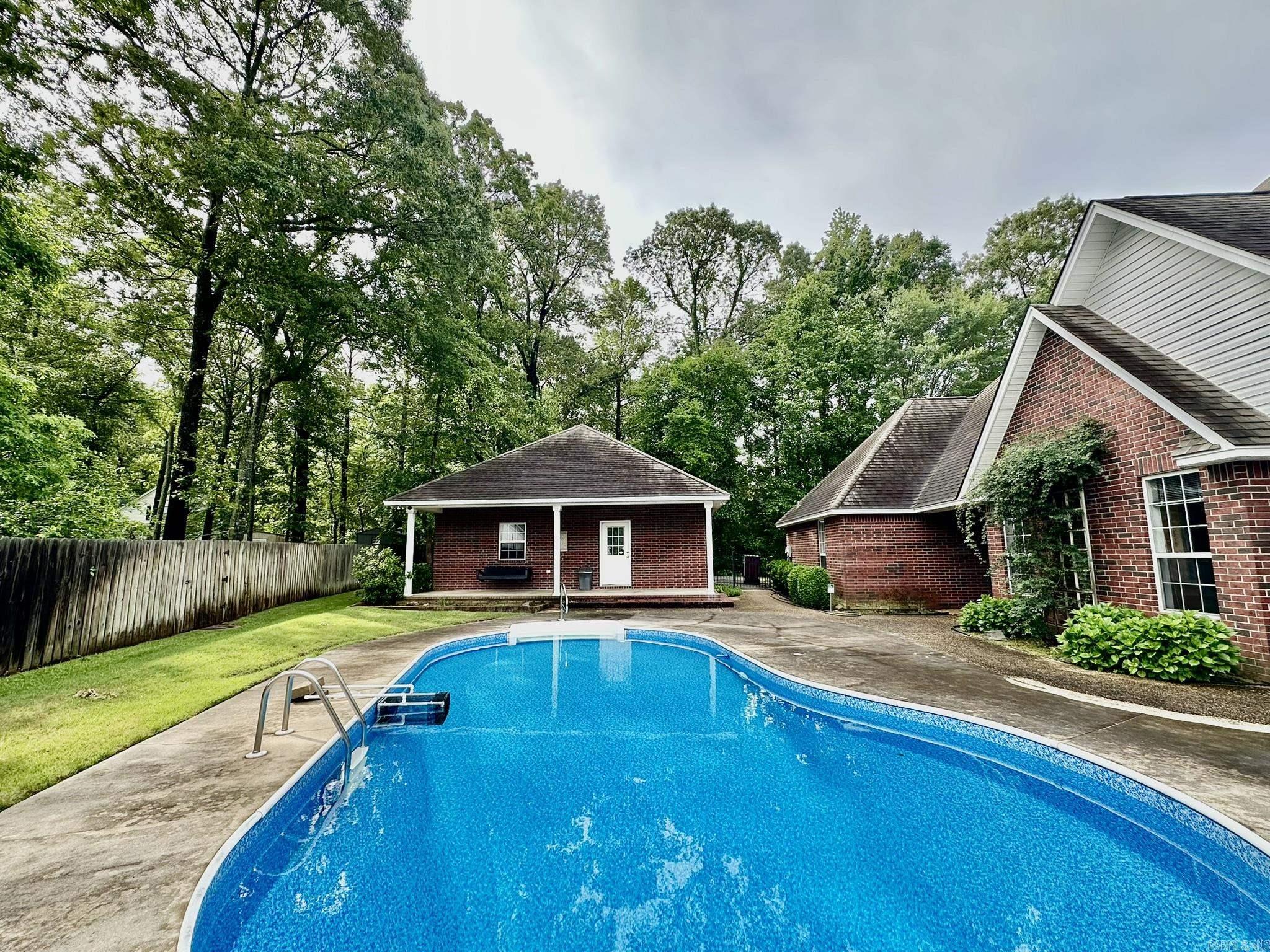 106  Woodberry Court  Crossett, AR