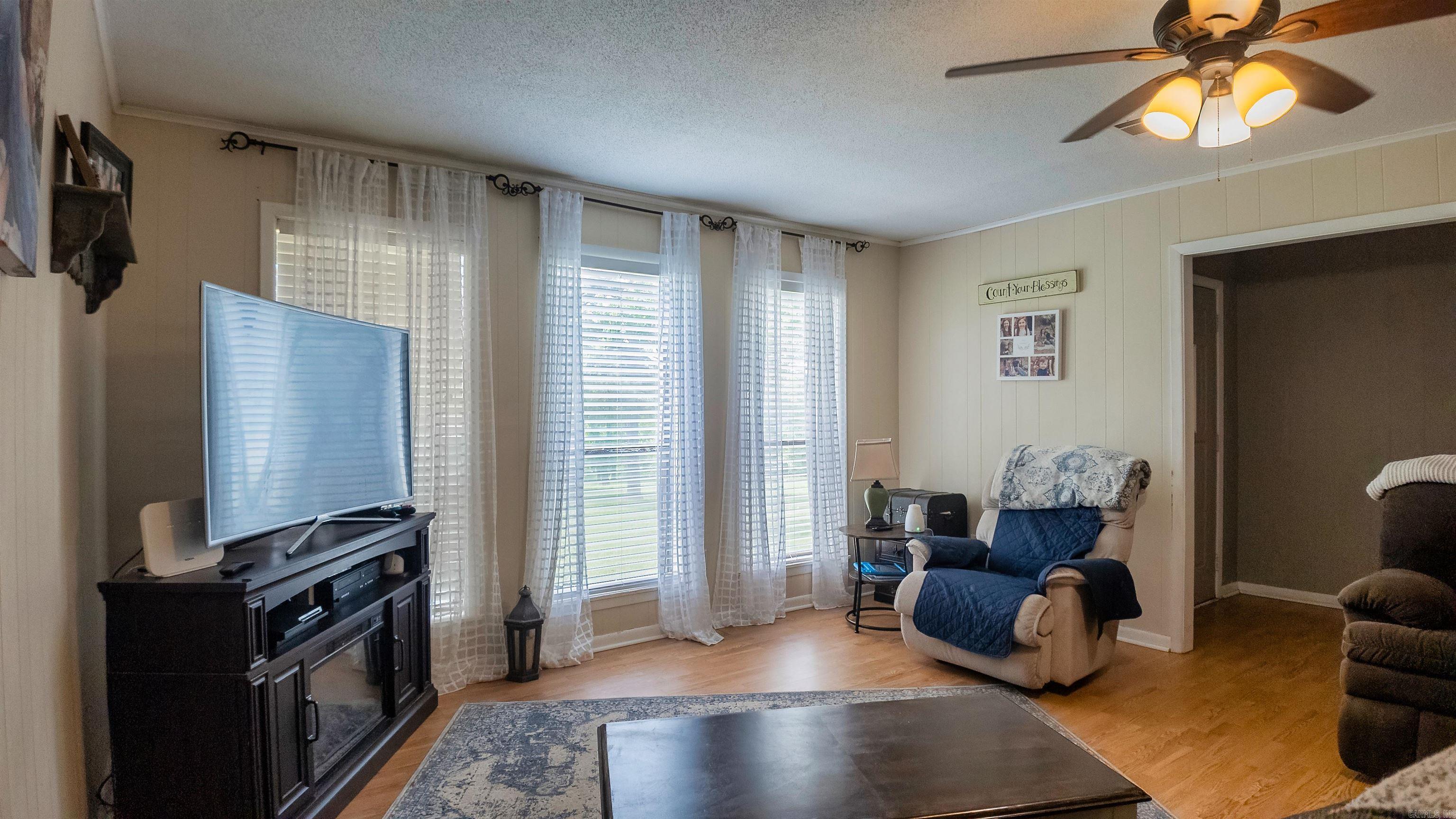 350  Maple Springs  Rosie, AR