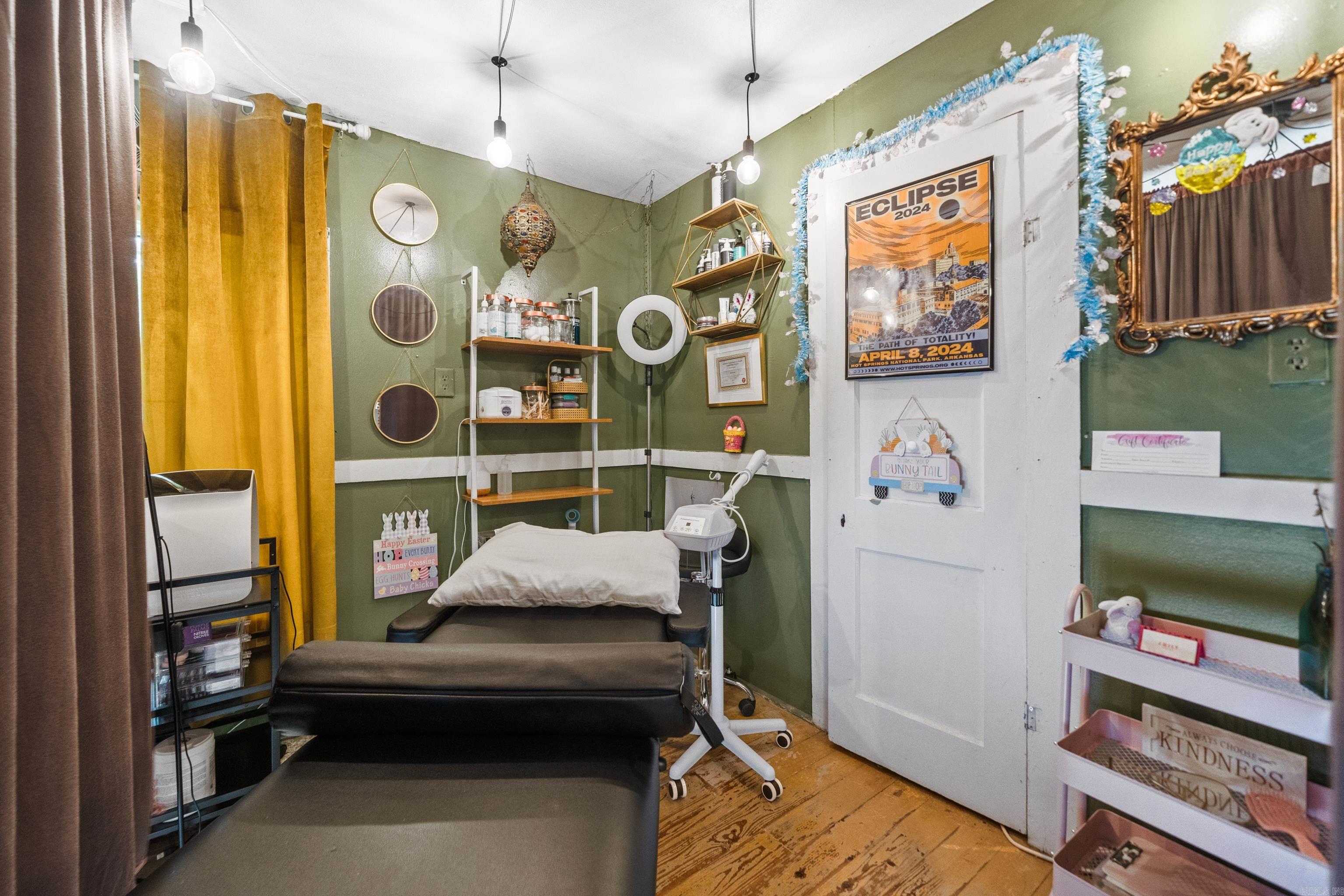 4060 N Highway 7  Hot Springs Village, AR