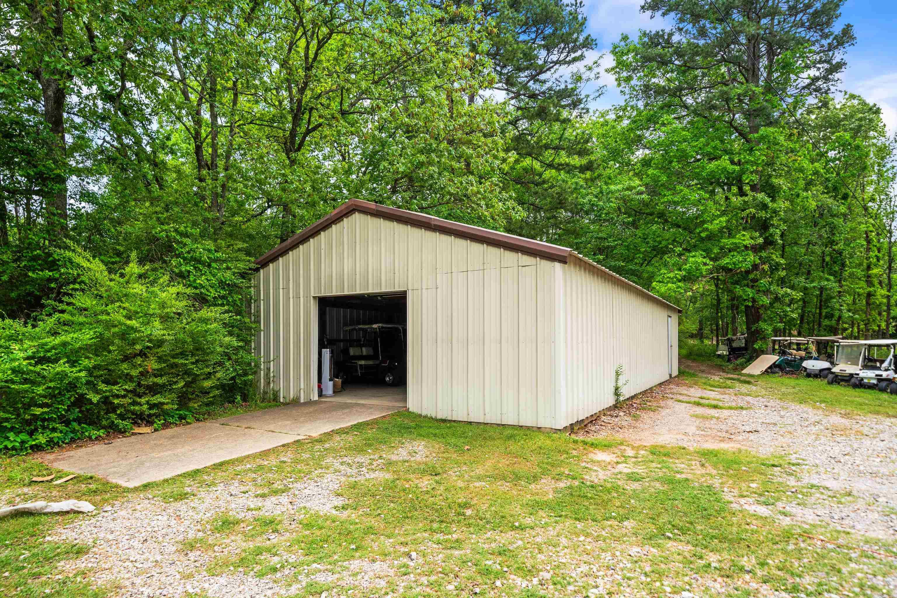4060 N Highway 7  Hot Springs Village, AR