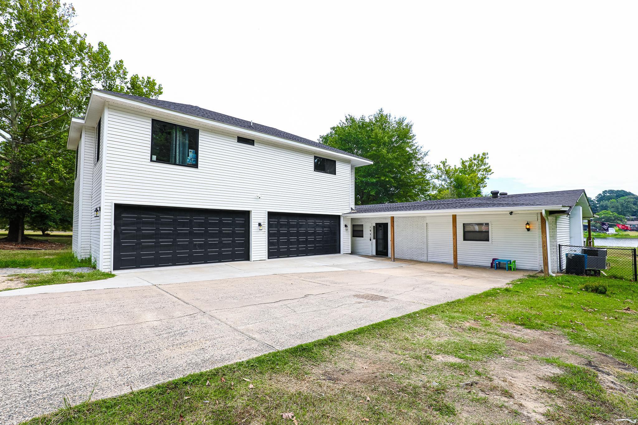1925 W LAKEVIEW Benton, AR 72015