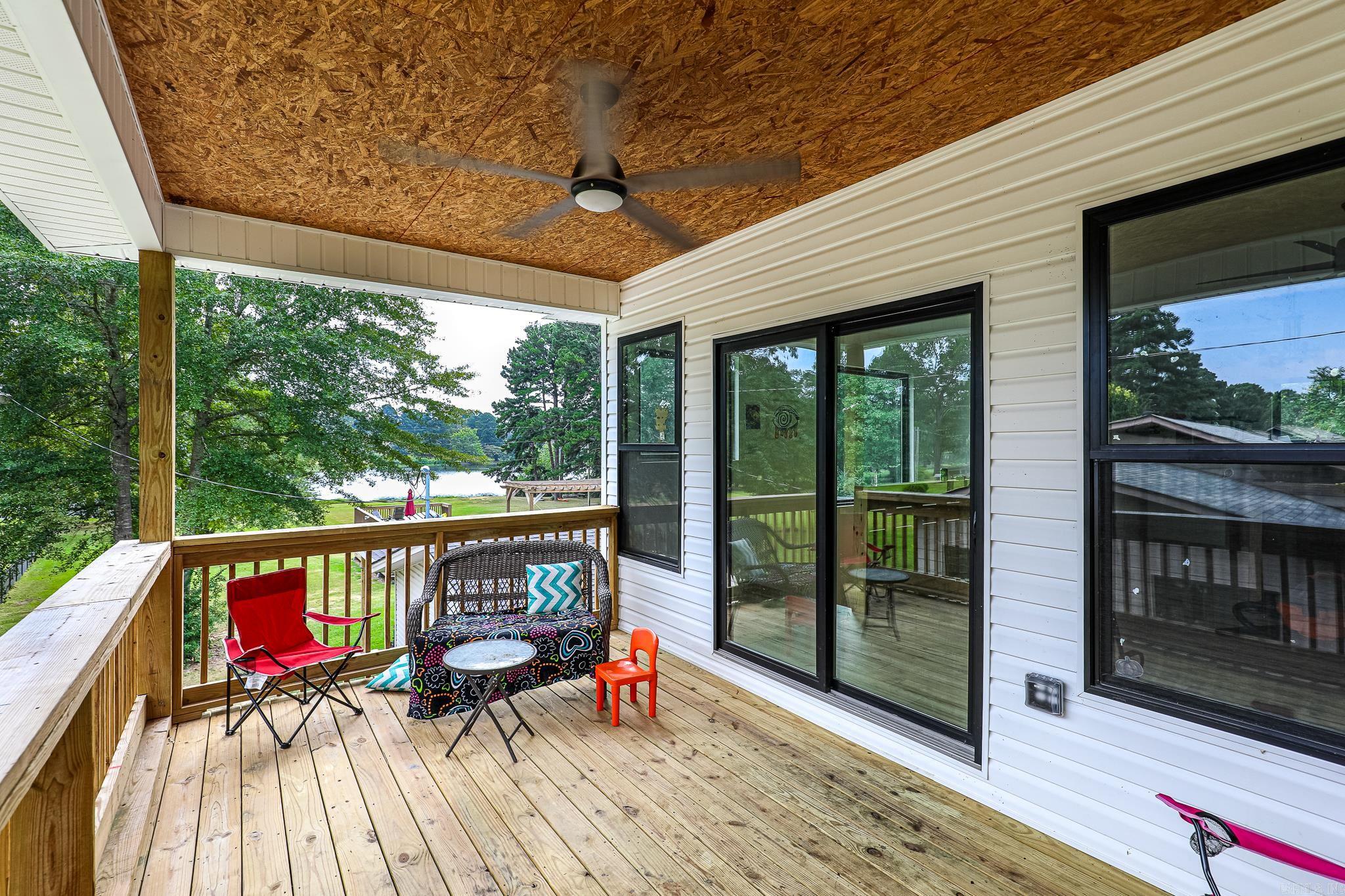 1925 W LAKEVIEW Benton, AR 72015