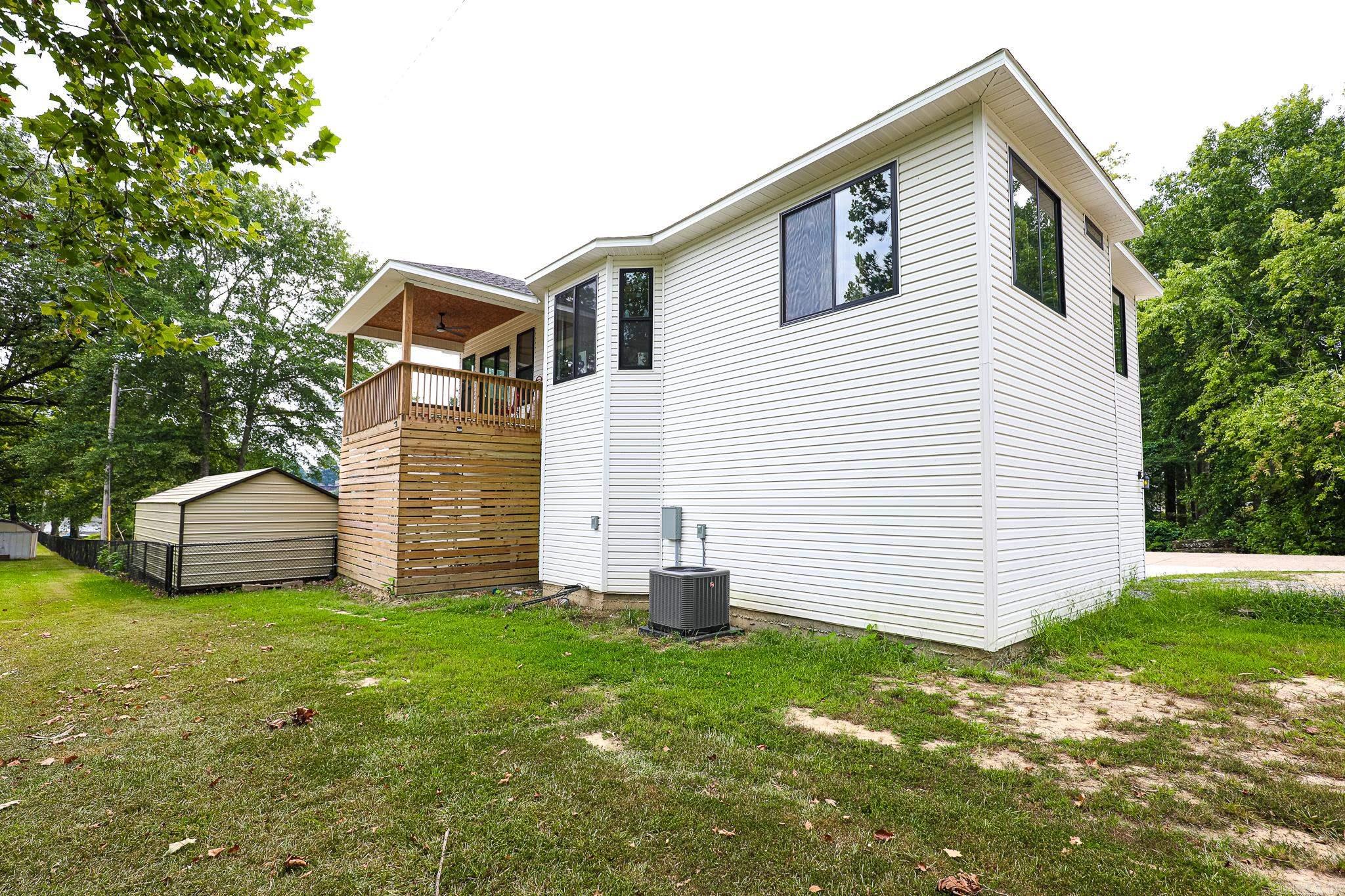 1925 W LAKEVIEW Benton, AR 72015
