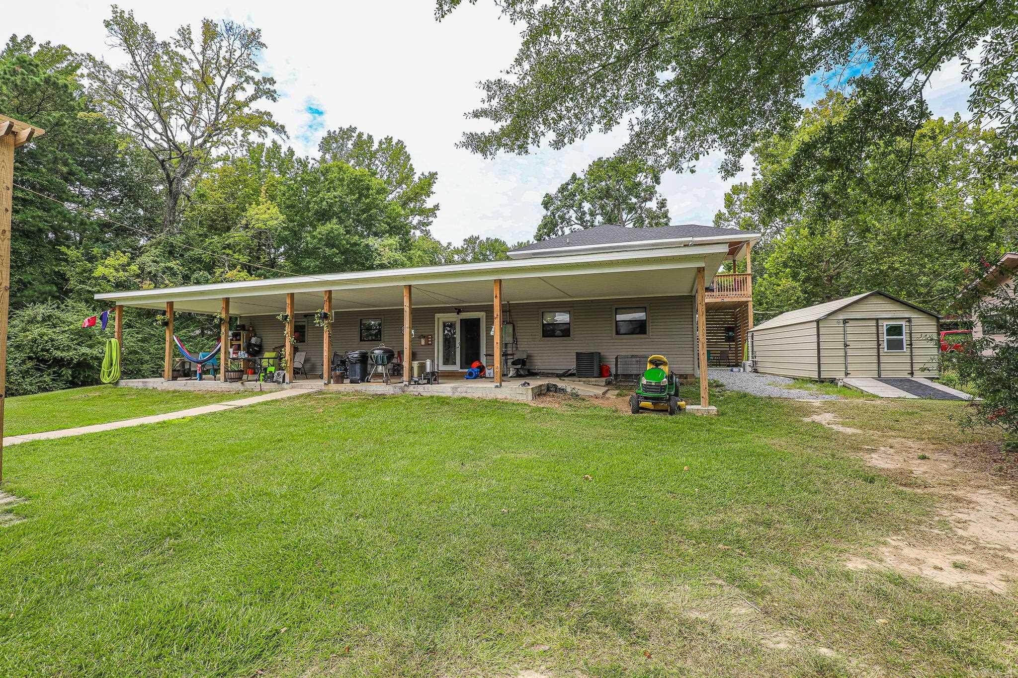 1925 W LAKEVIEW Benton, AR 72015