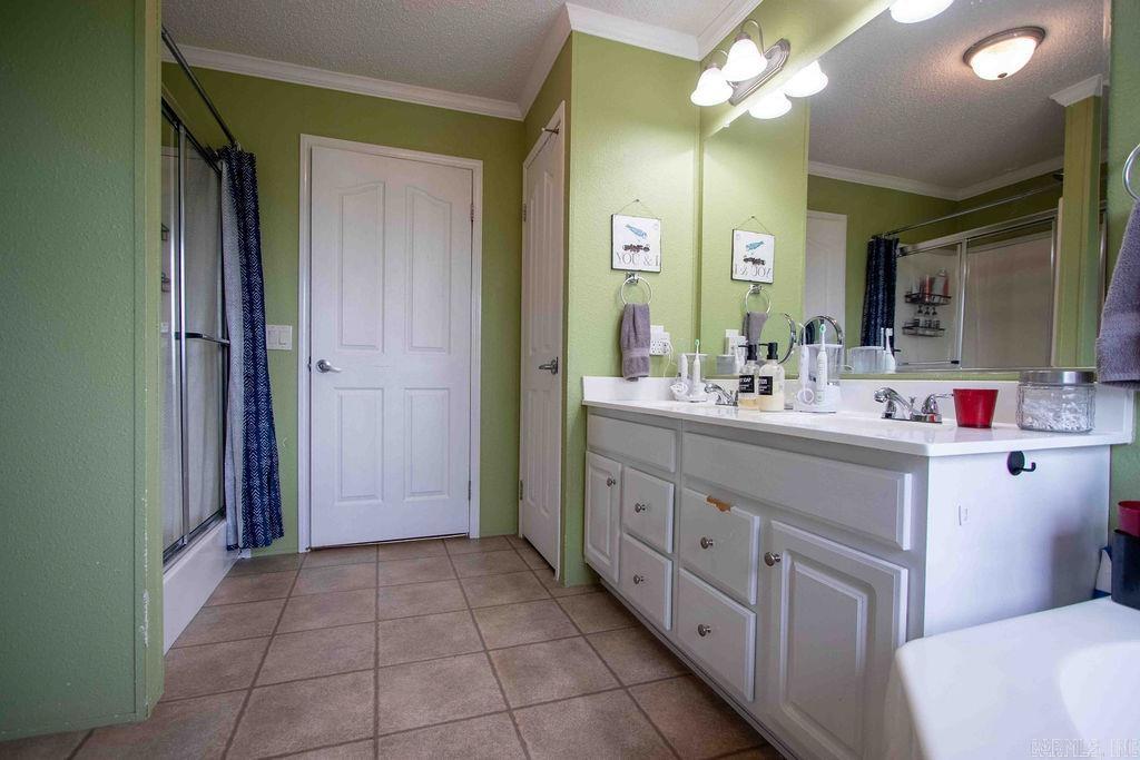 101  Craig  Romance, AR