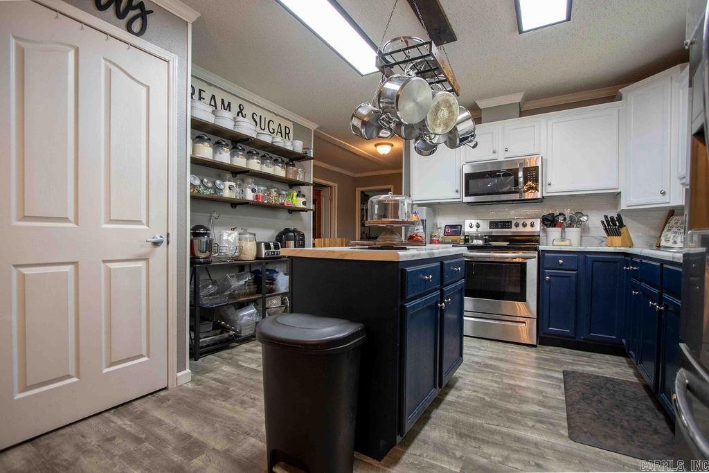 101  Craig  Romance, AR