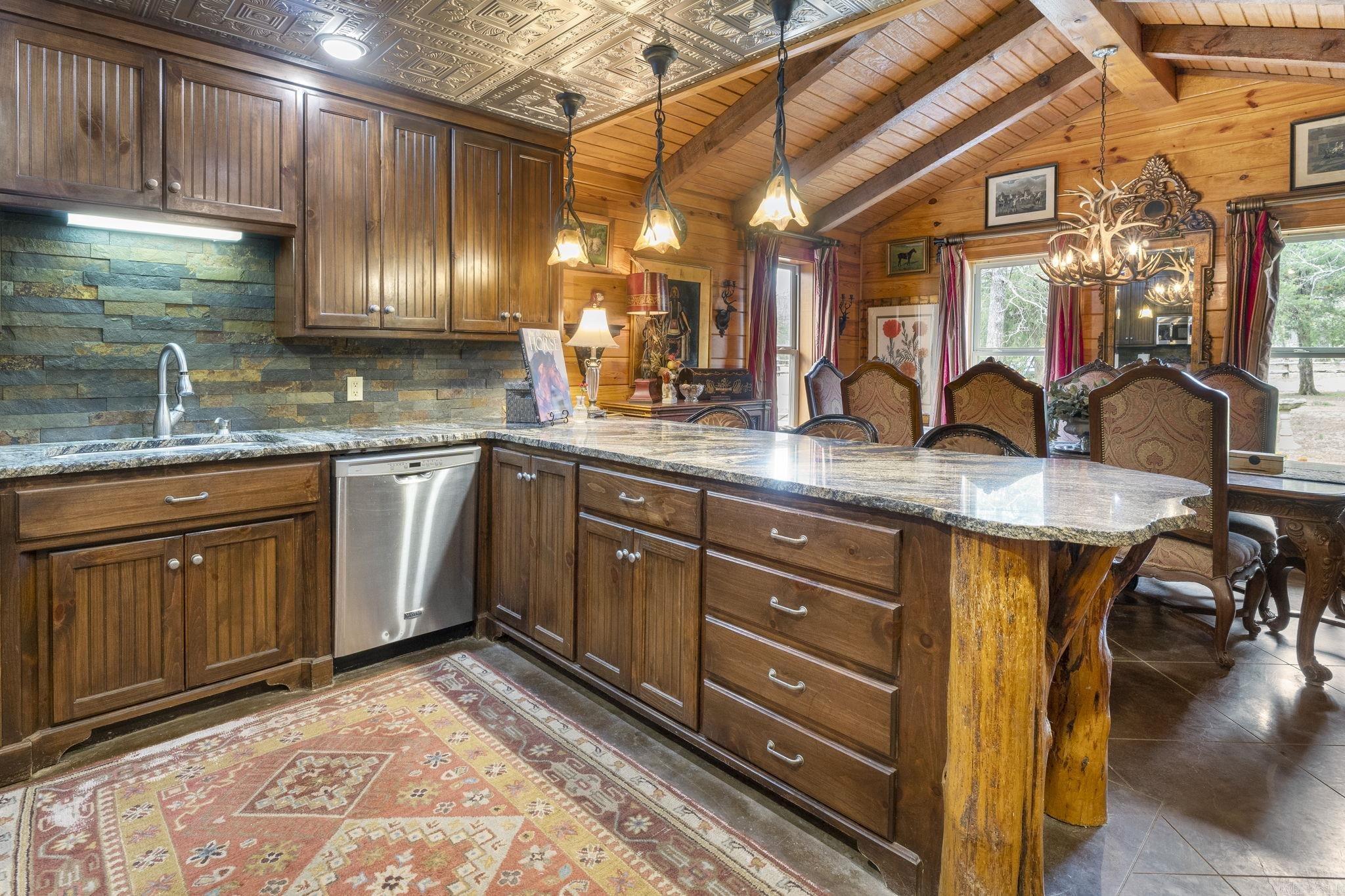 12700 Cabin Creek Loop Lonsdale, AR 72087