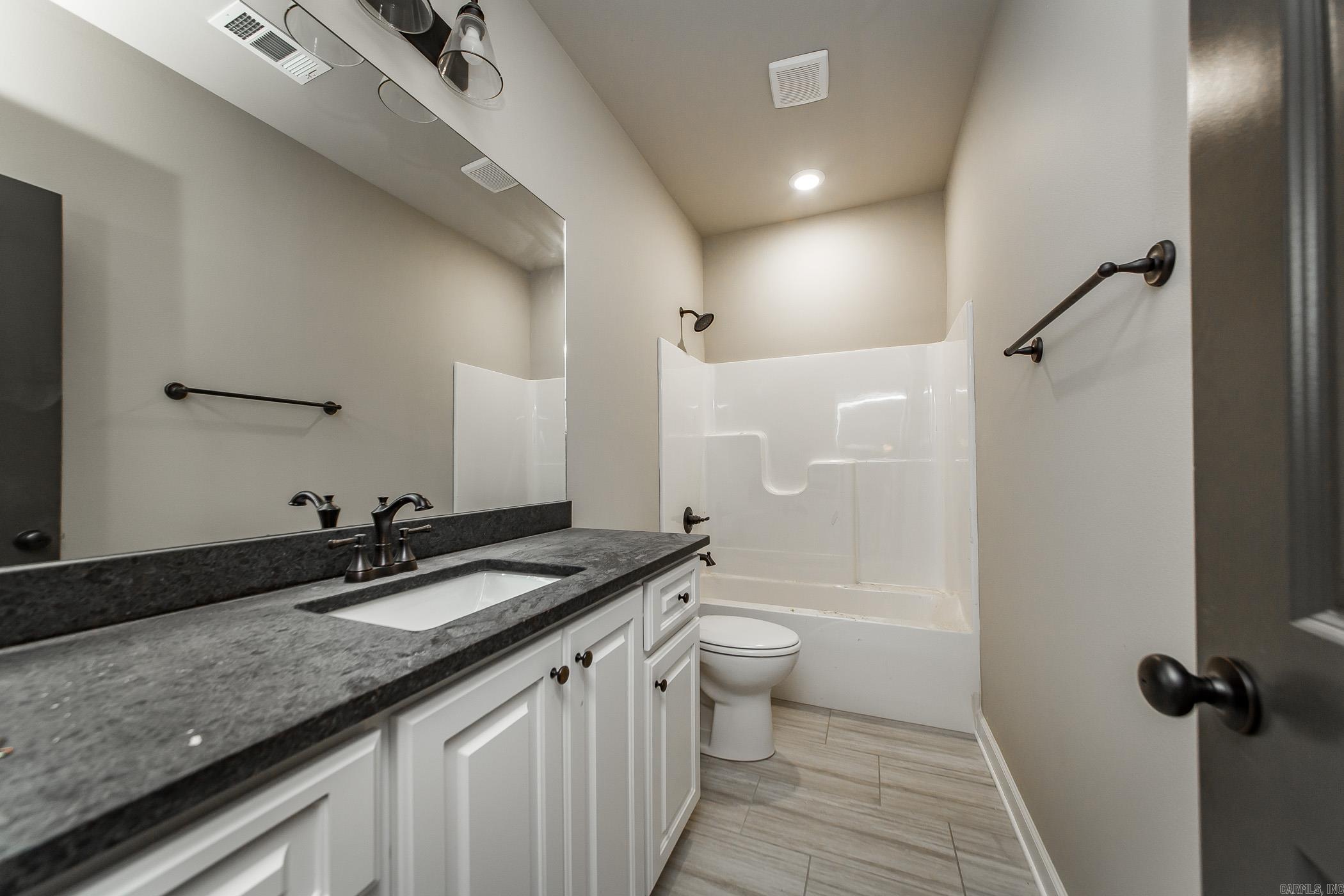 220 Heather Loop Beebe, AR 72012