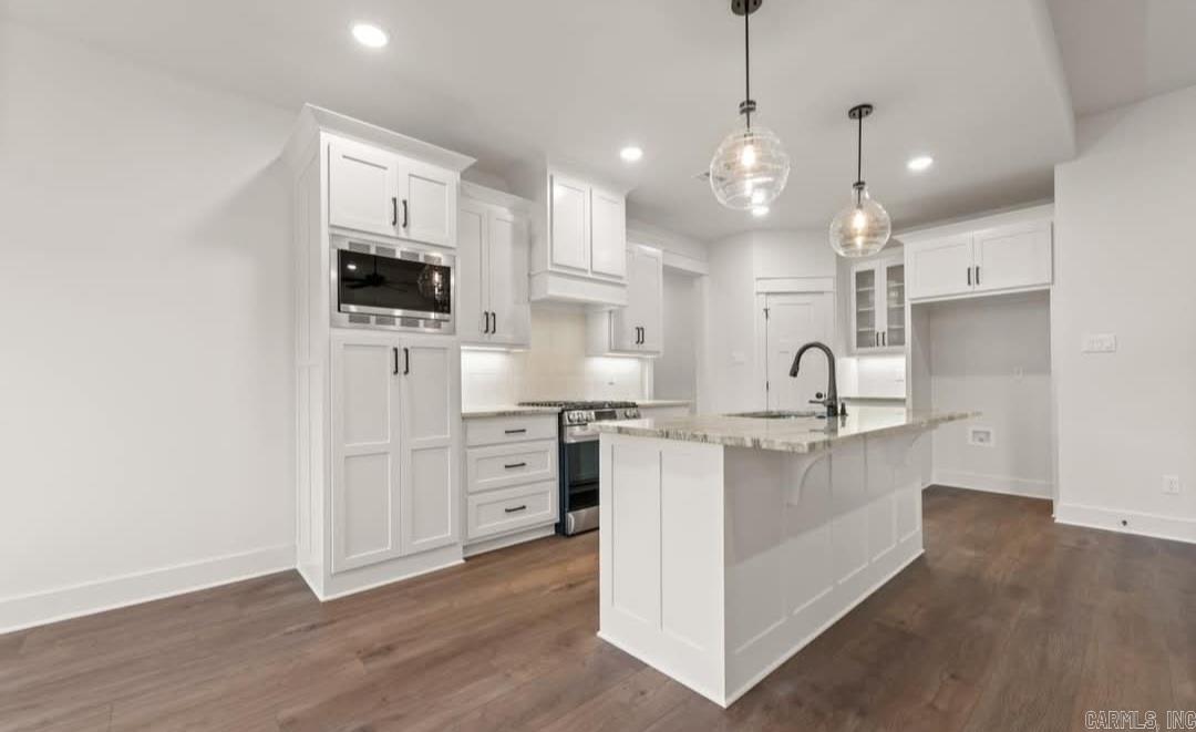 404 Forest Glen Cv. Jacksonville, AR 72076