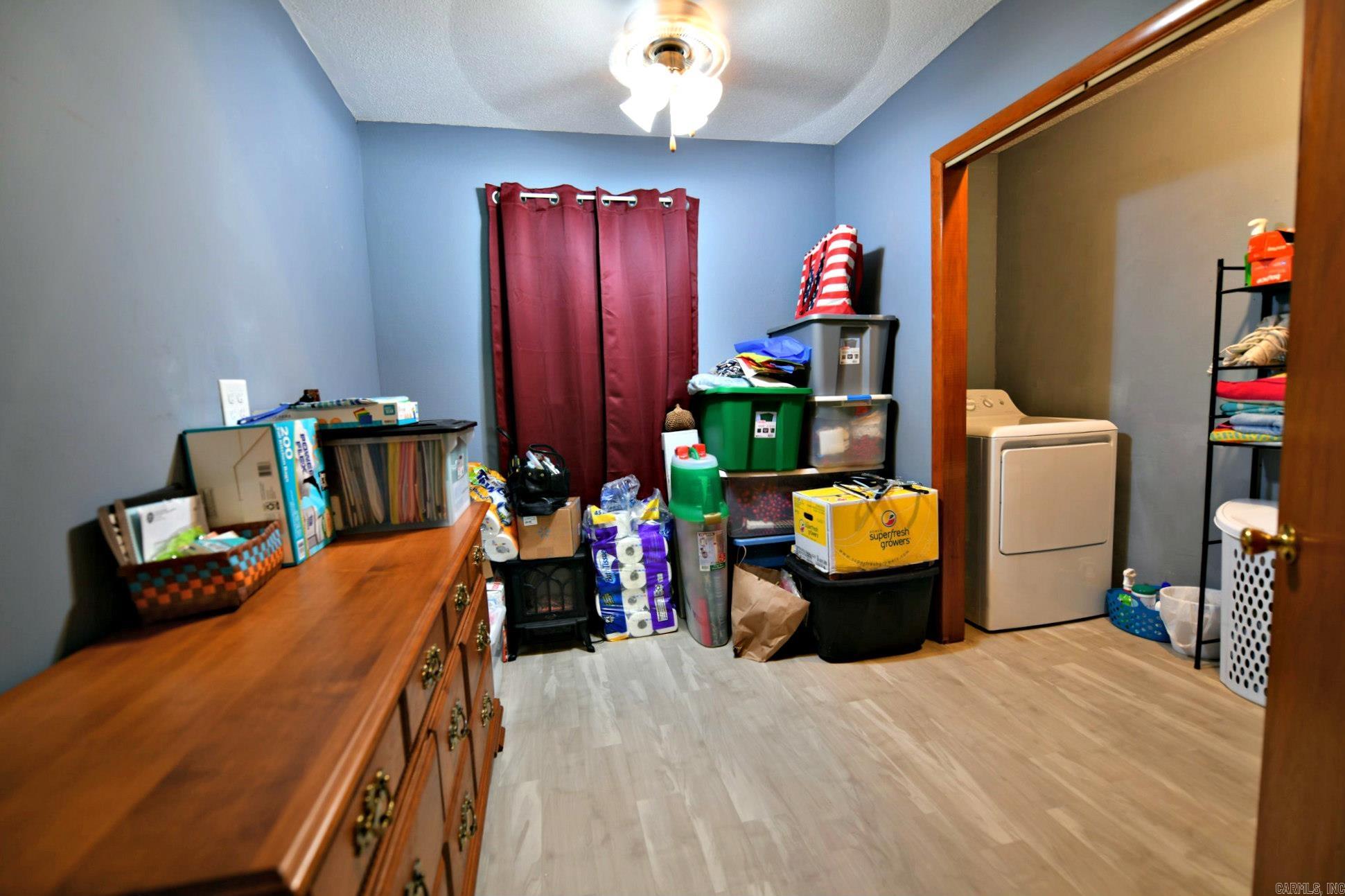 1123  Reeves Avenue  Mena, AR