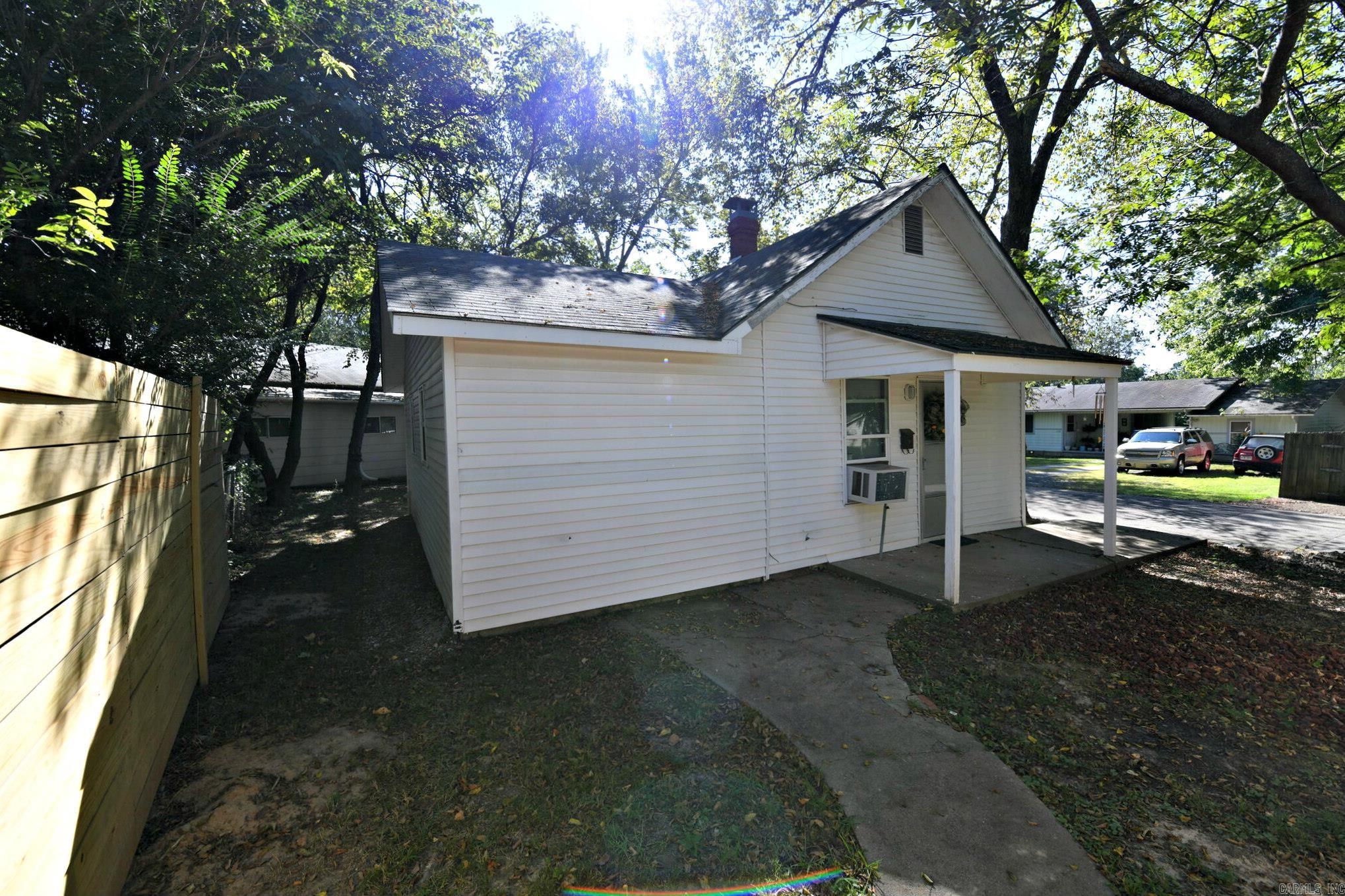 1123  Reeves Avenue  Mena, AR