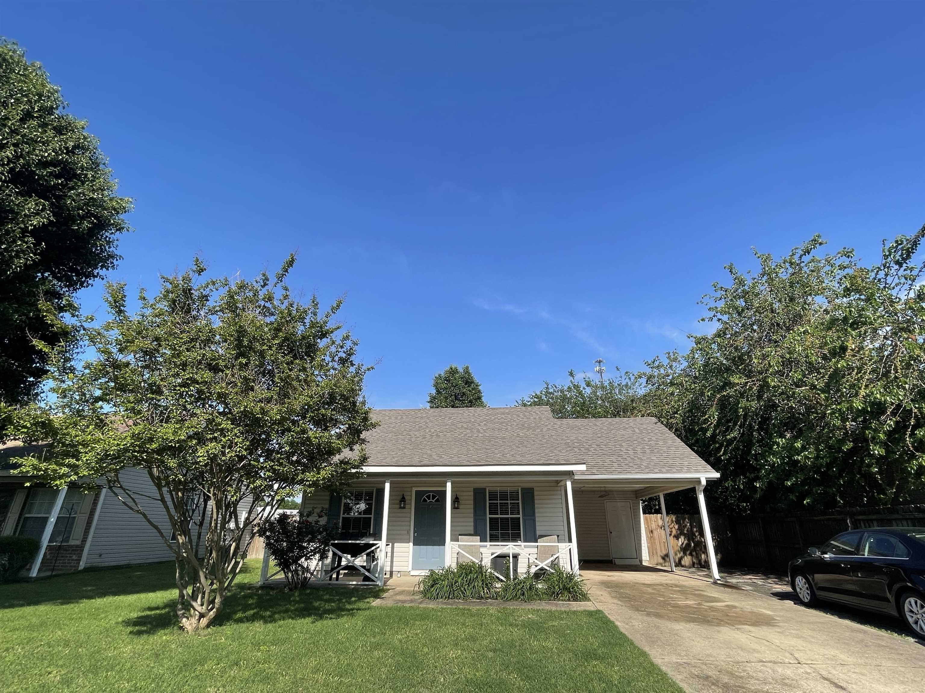 325  Sharon  Trumann, AR