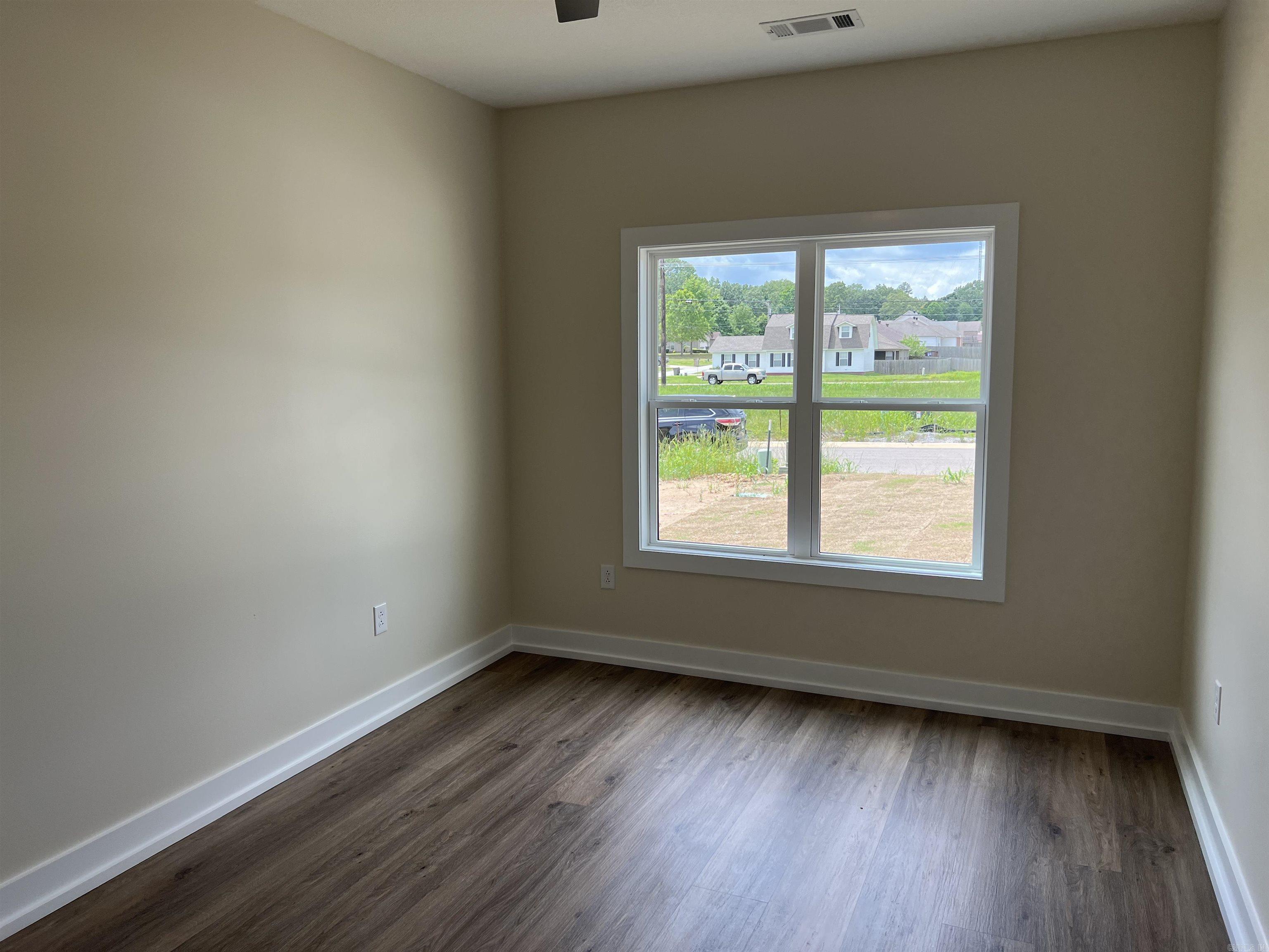 2309 S 20th Paragould, AR 72450