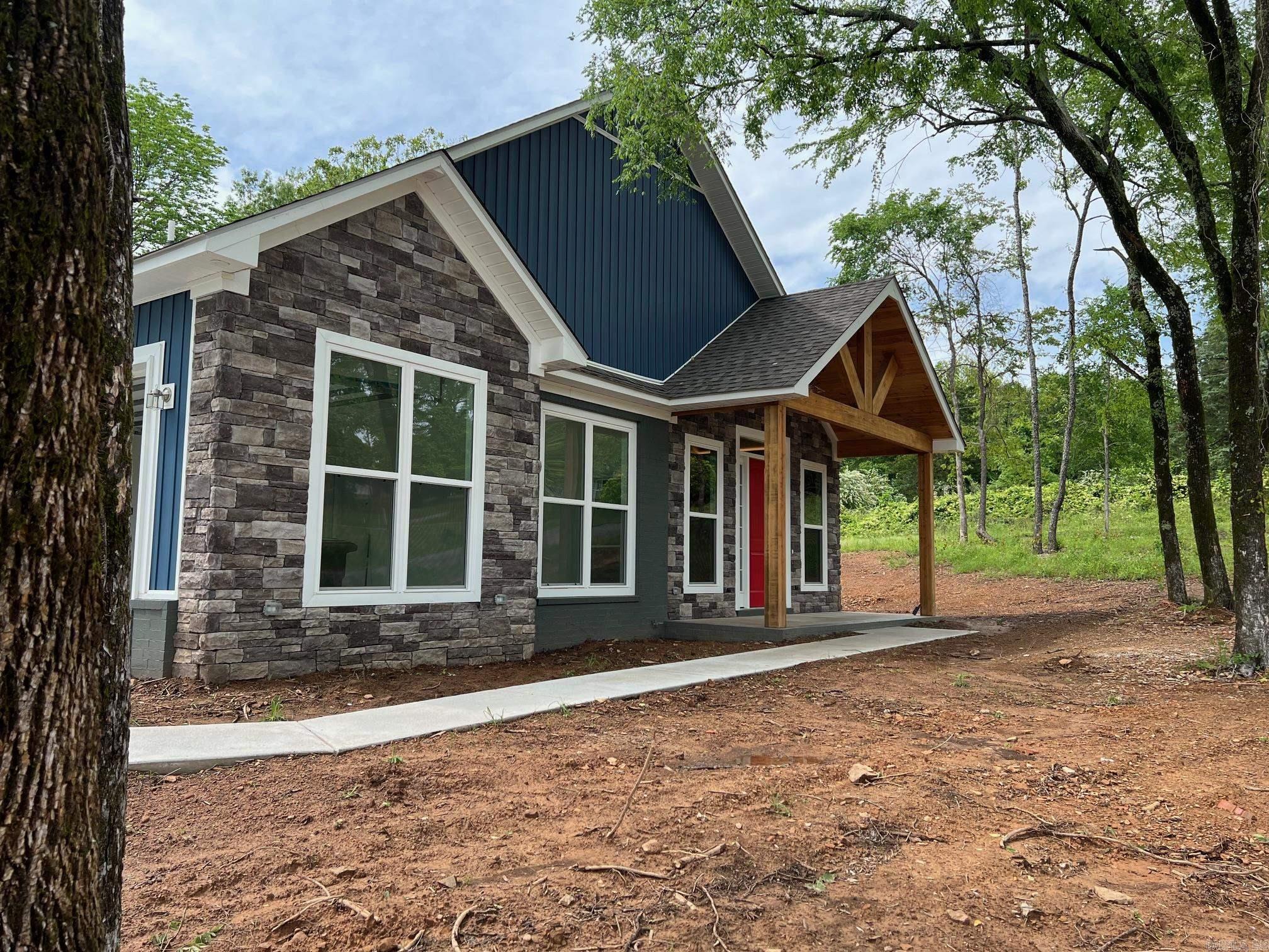 4 McKim Ln Greenbrier, AR 72058