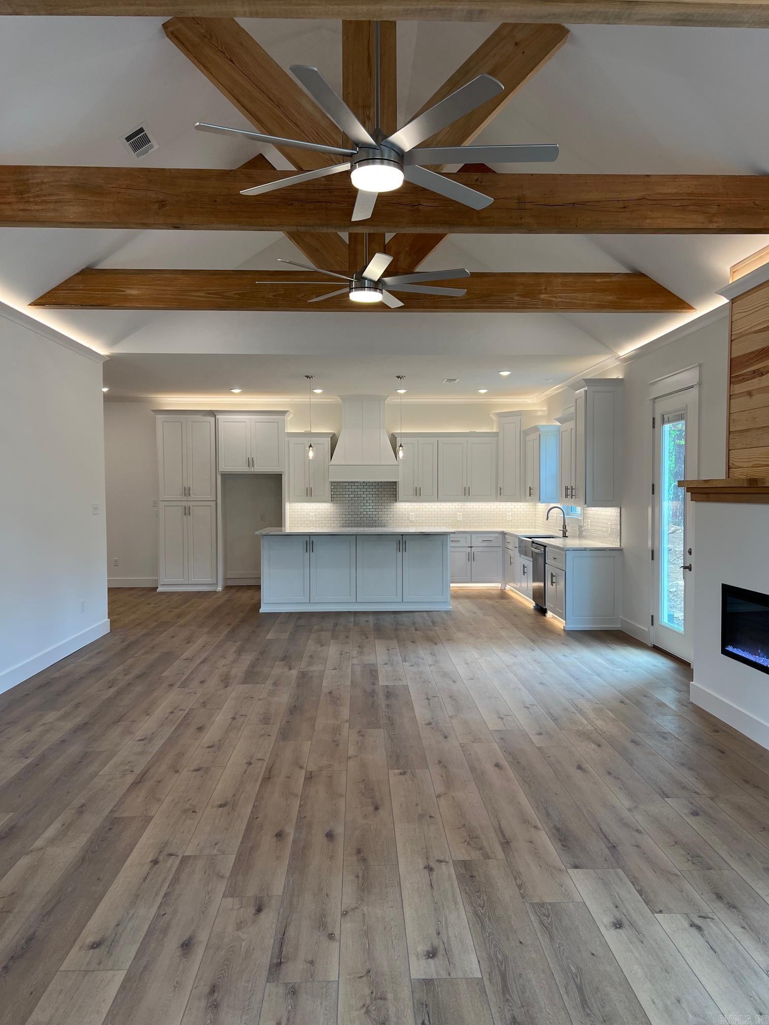 4 McKim Ln Greenbrier, AR 72058