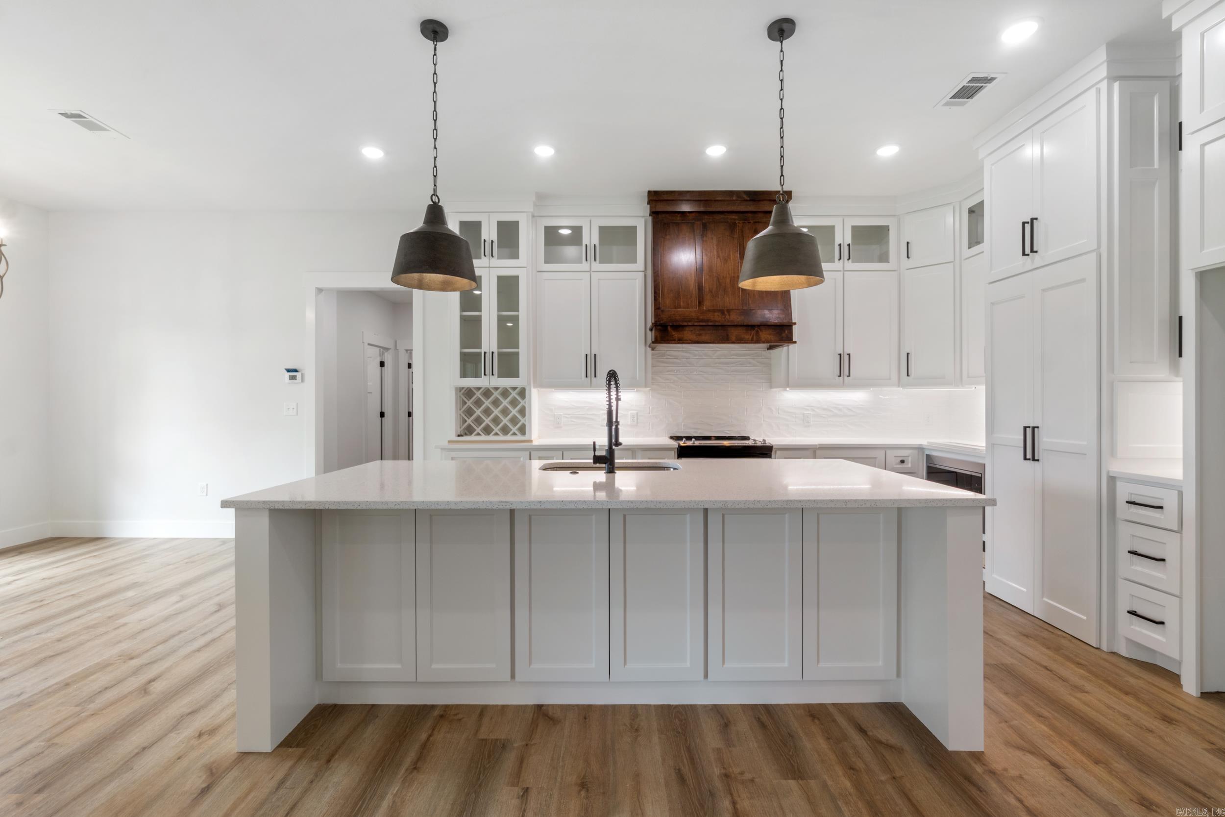 104  Republican Loop  Greenbrier, AR