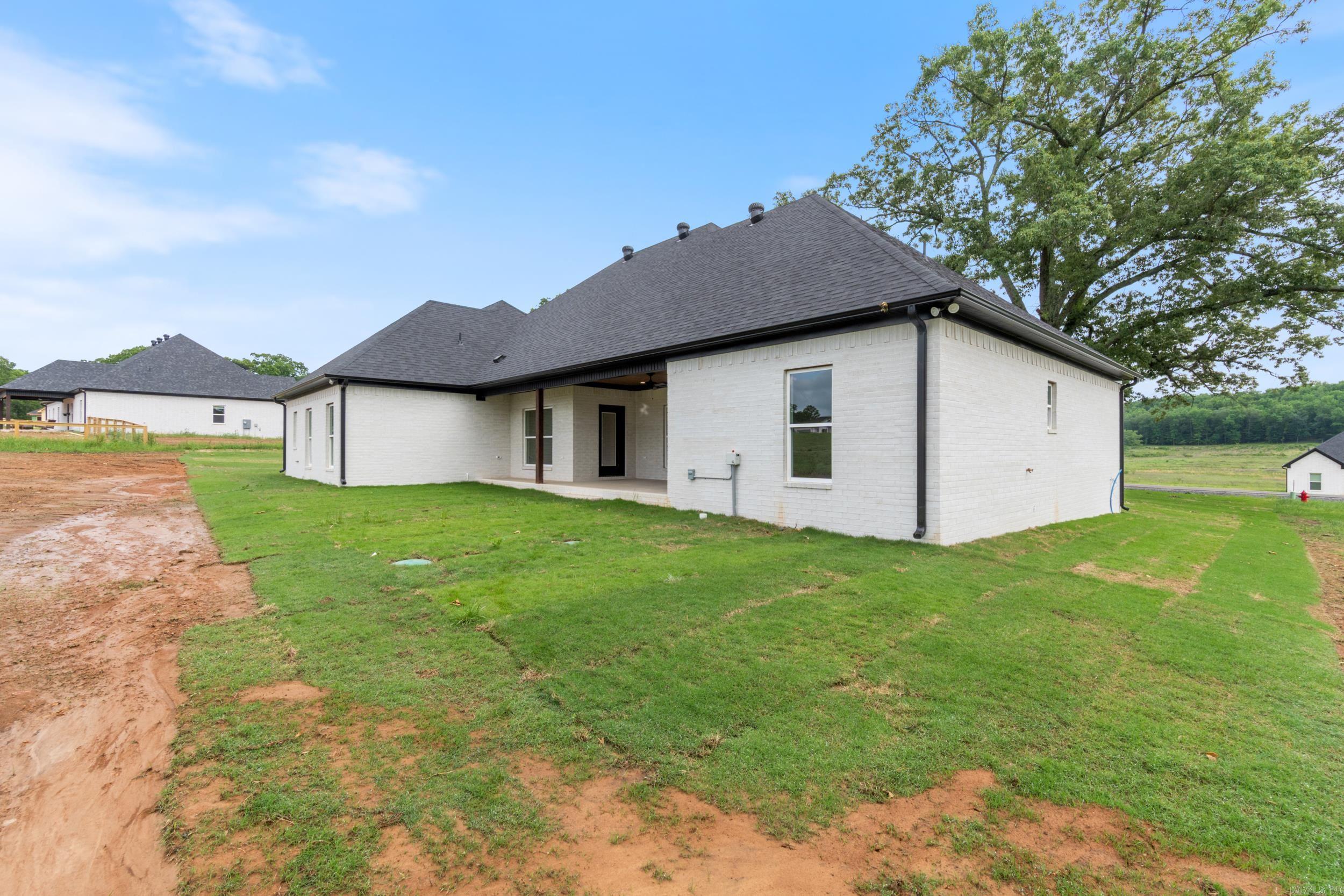 104  Republican Loop  Greenbrier, AR