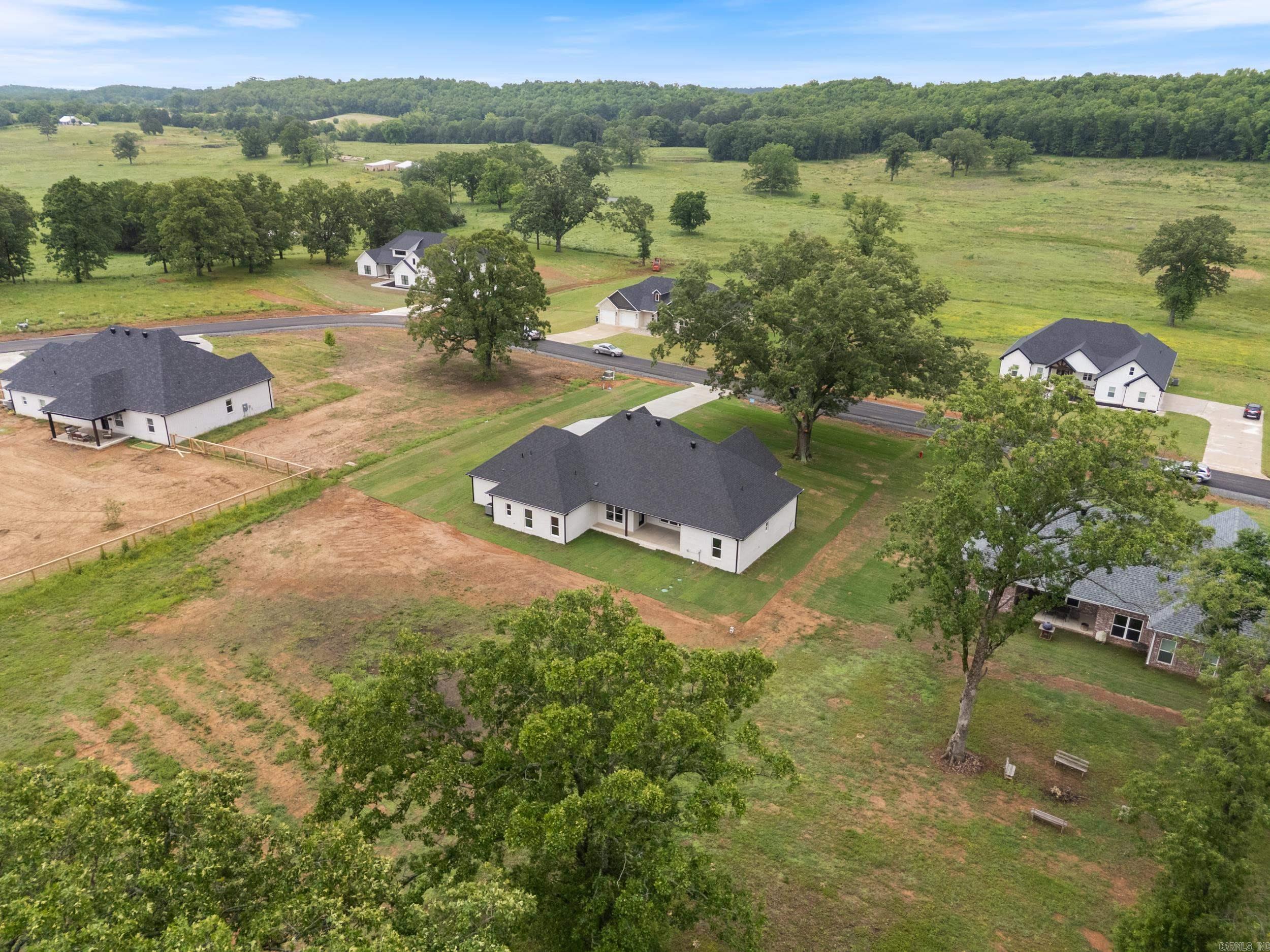 104  Republican Loop  Greenbrier, AR