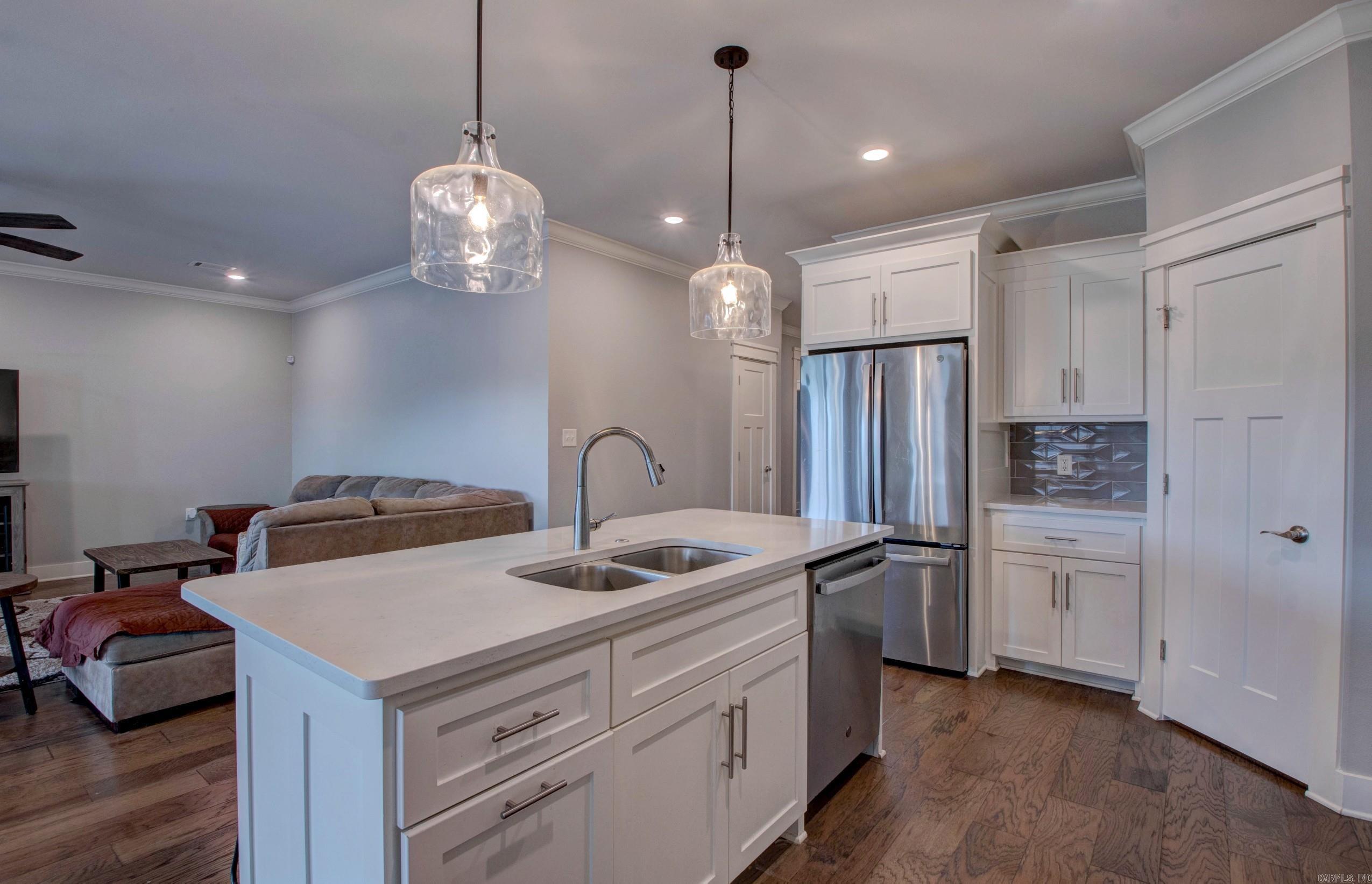 10  Luke Ct  Maumelle, AR