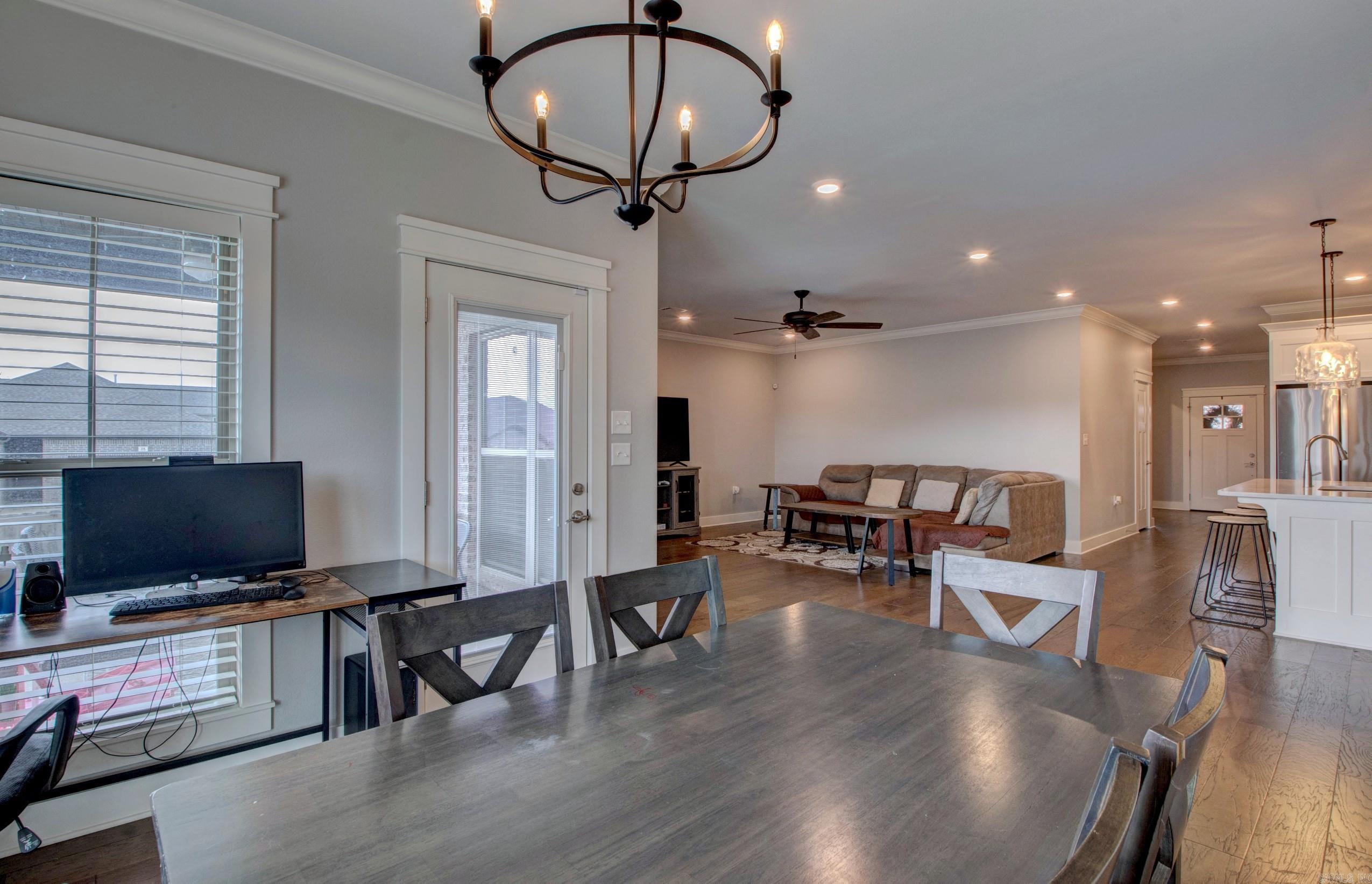 10  Luke Ct  Maumelle, AR