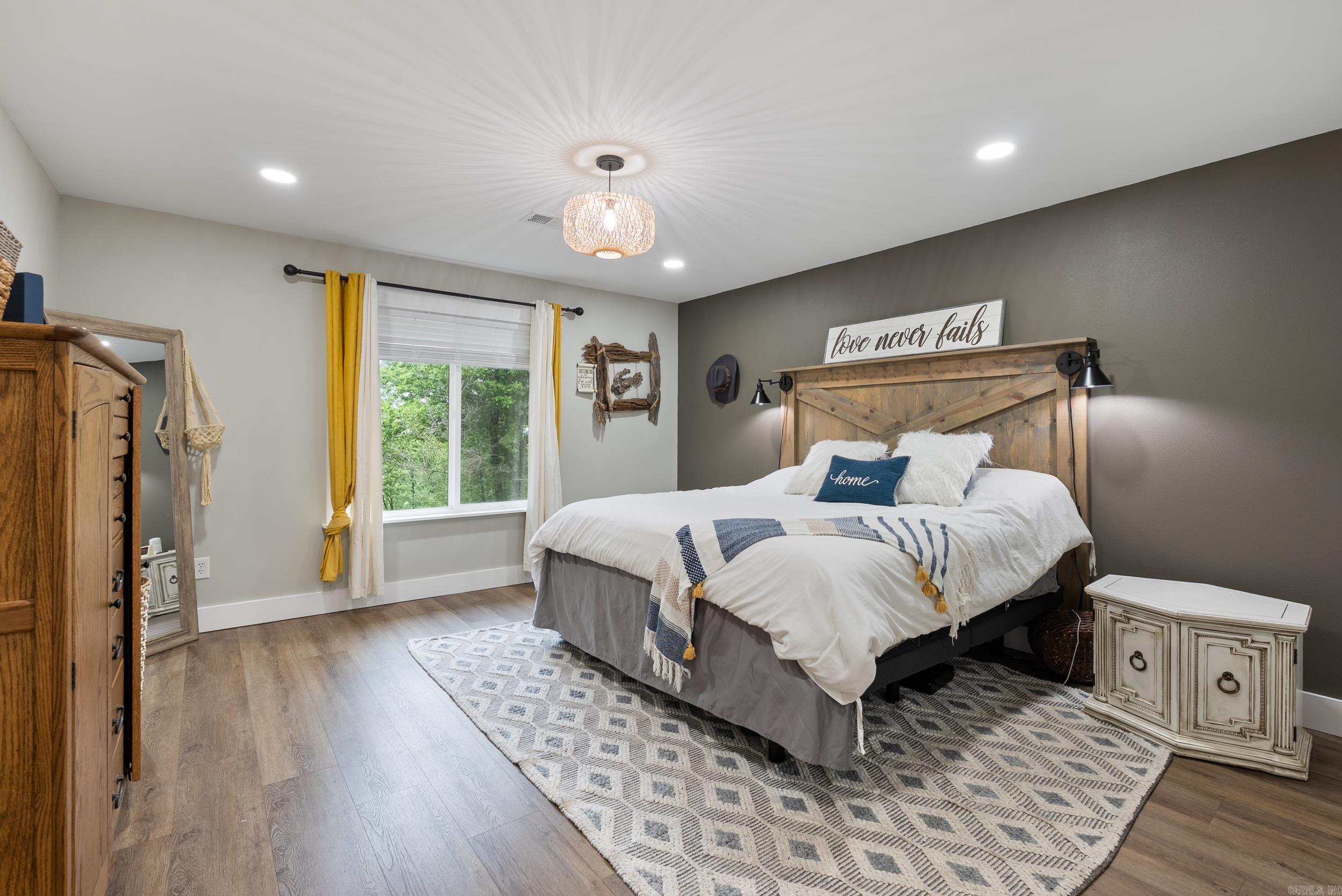 136 Billy Goat Mountain Road Vilonia, AR 72173