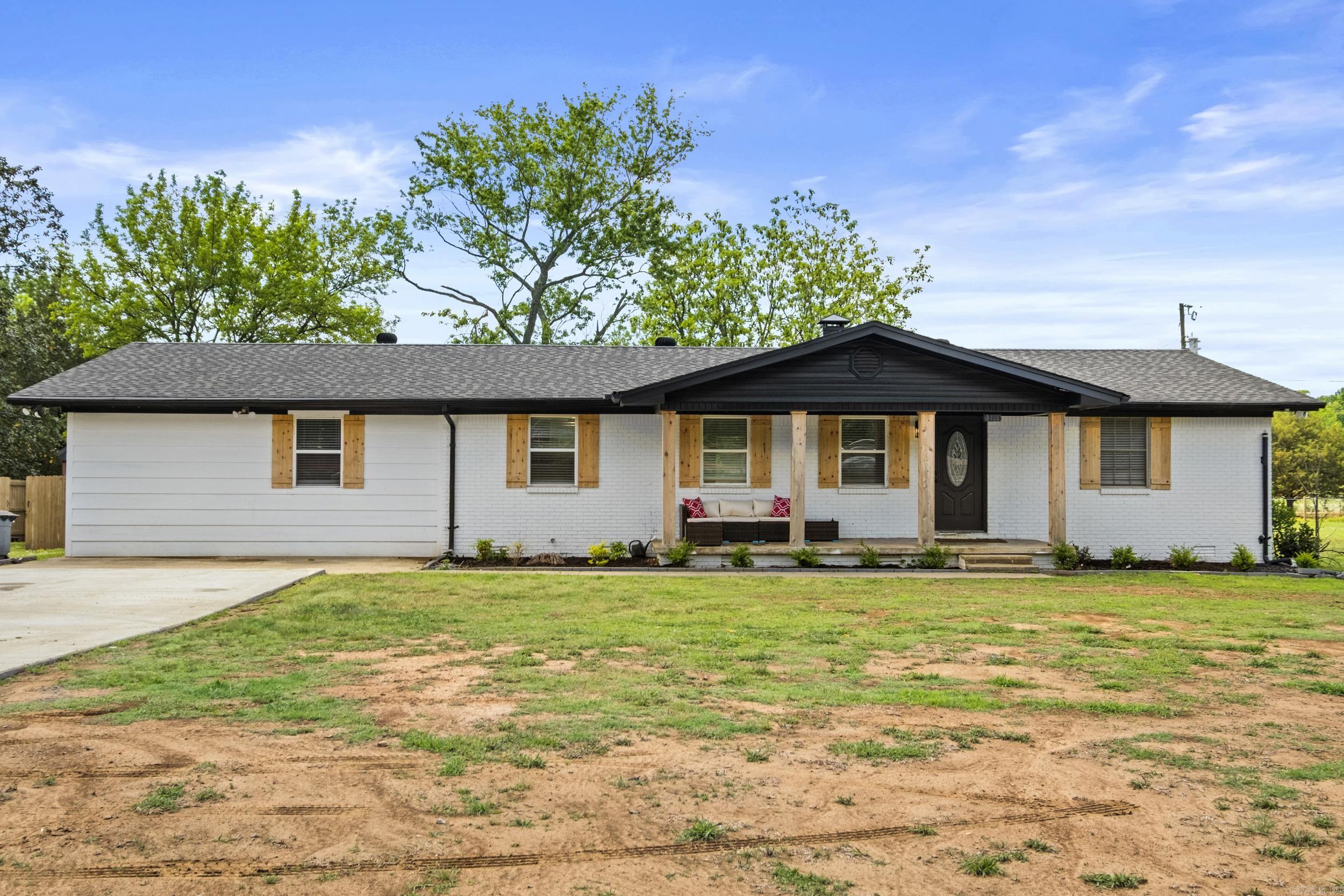 2705 E Highway 89 Cabot, AR 72023