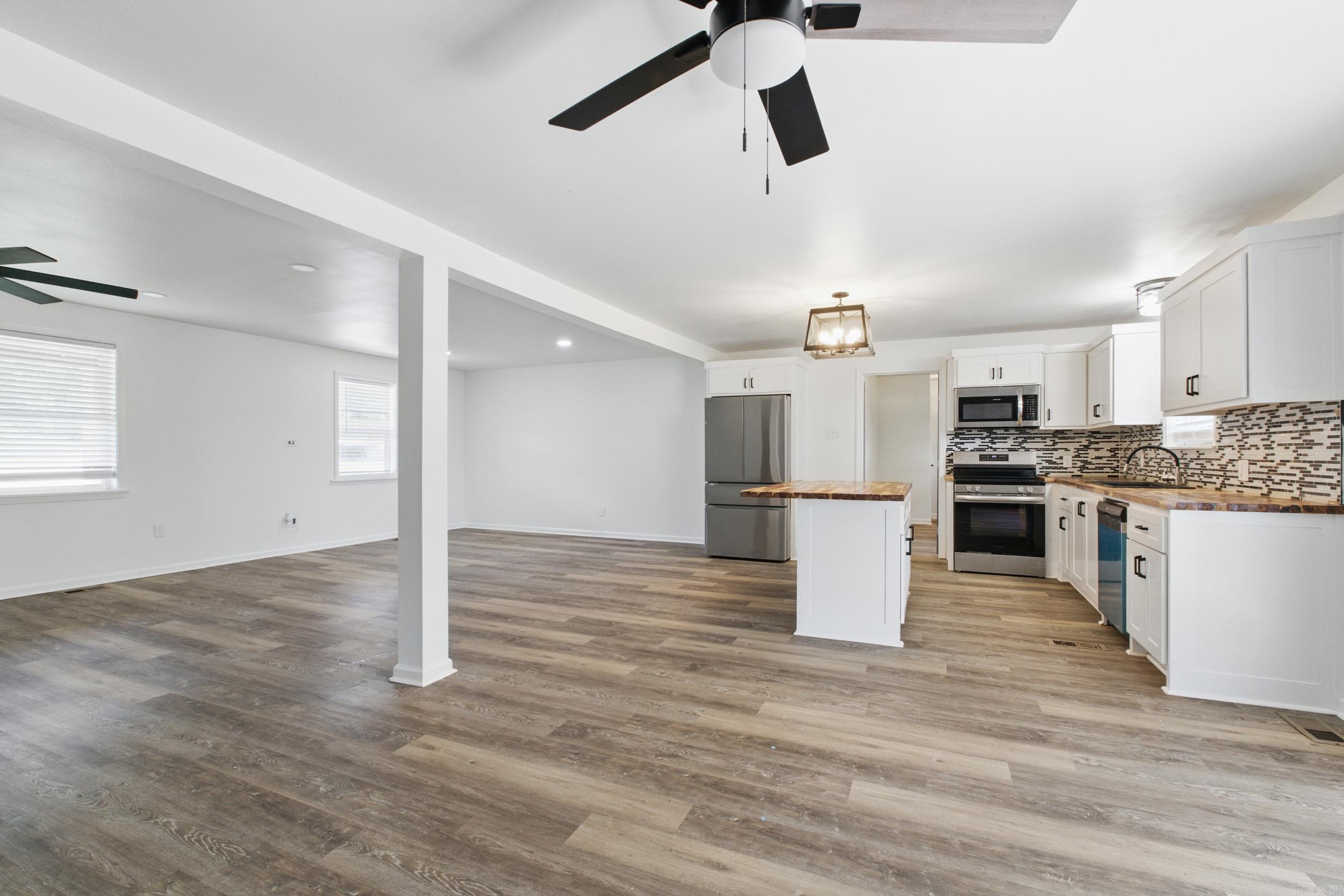 2705 E Highway 89 Cabot, AR 72023