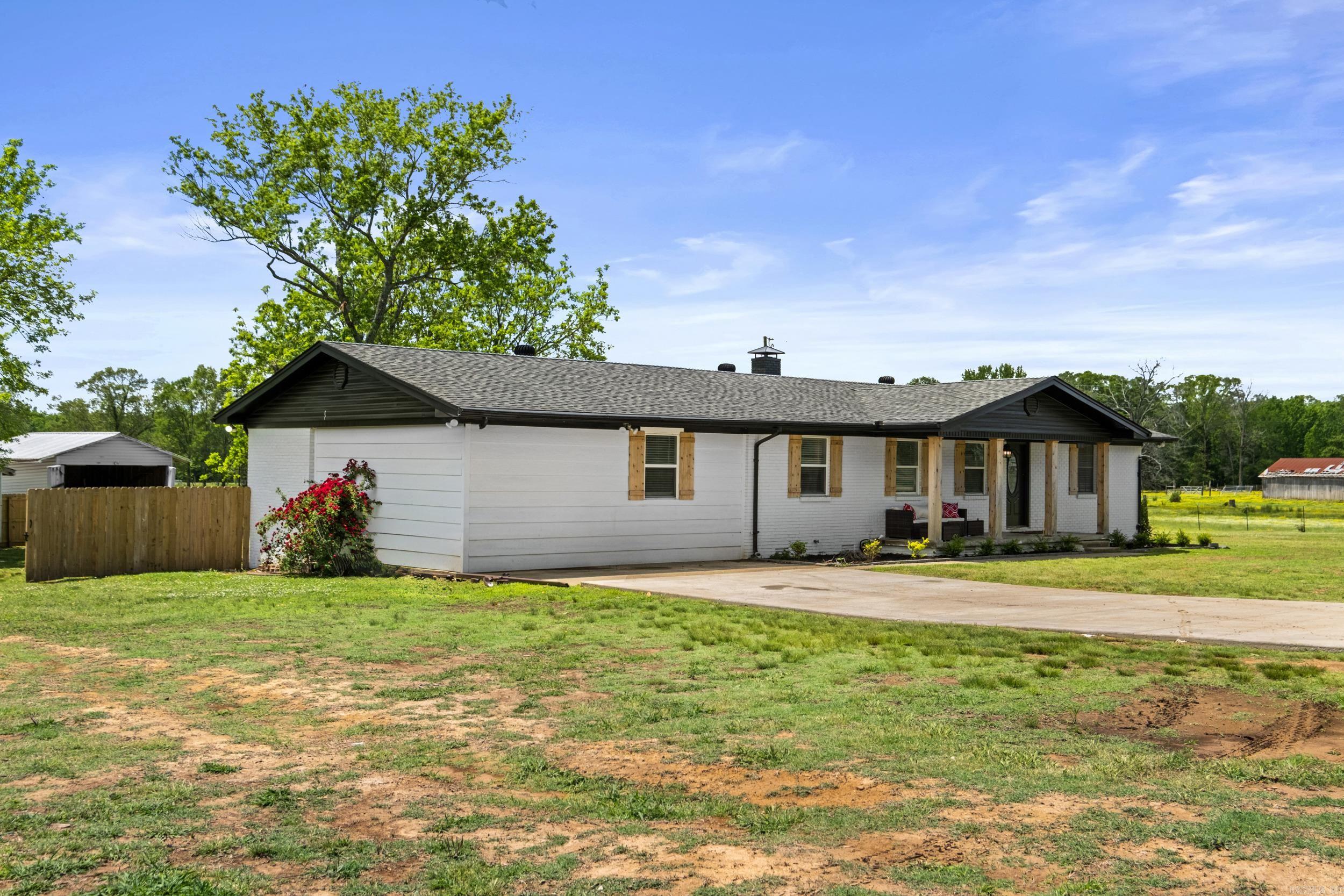 2705 E Highway 89 Cabot, AR 72023