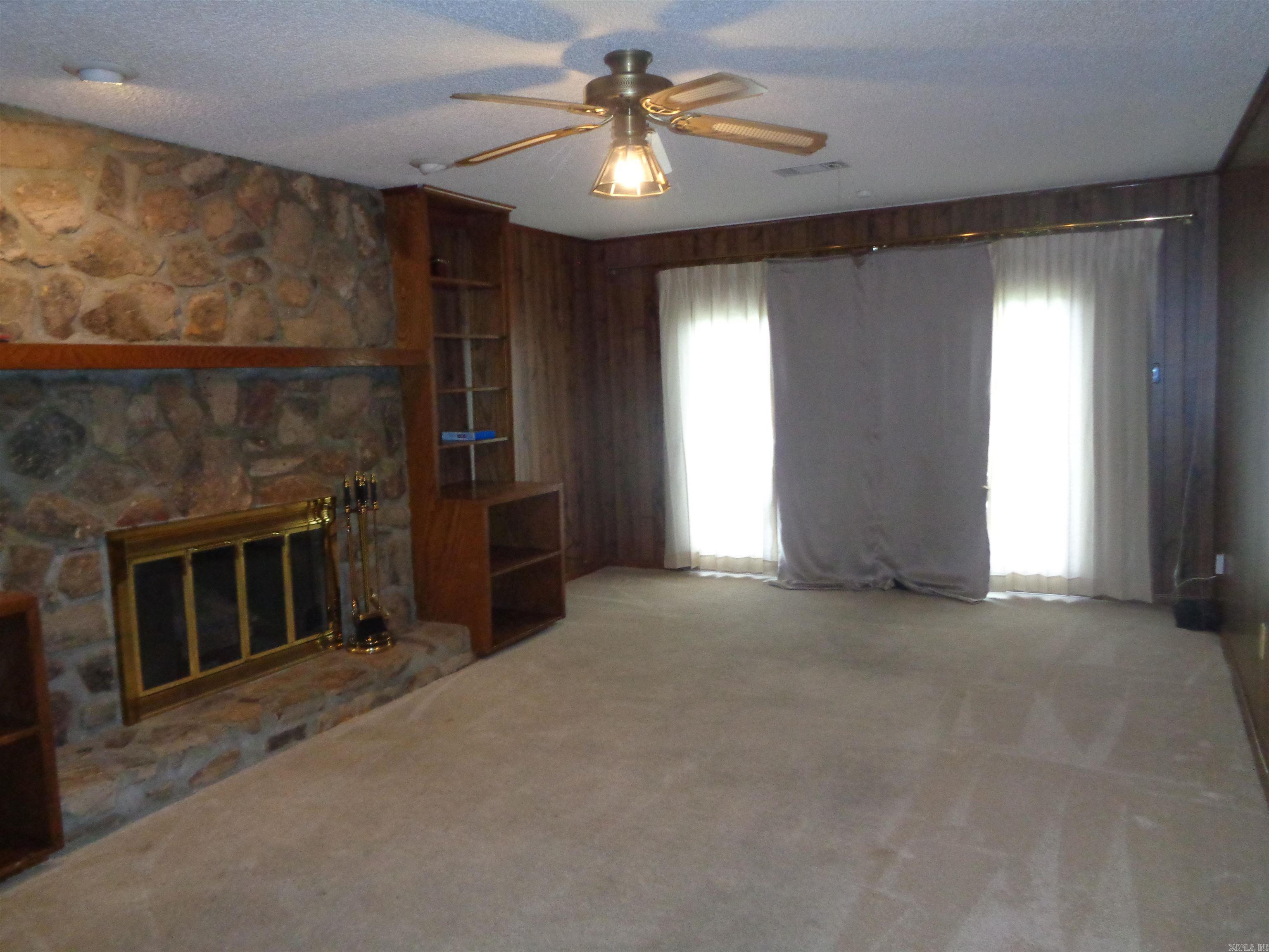 9422  Herndon  Little Rock, AR
