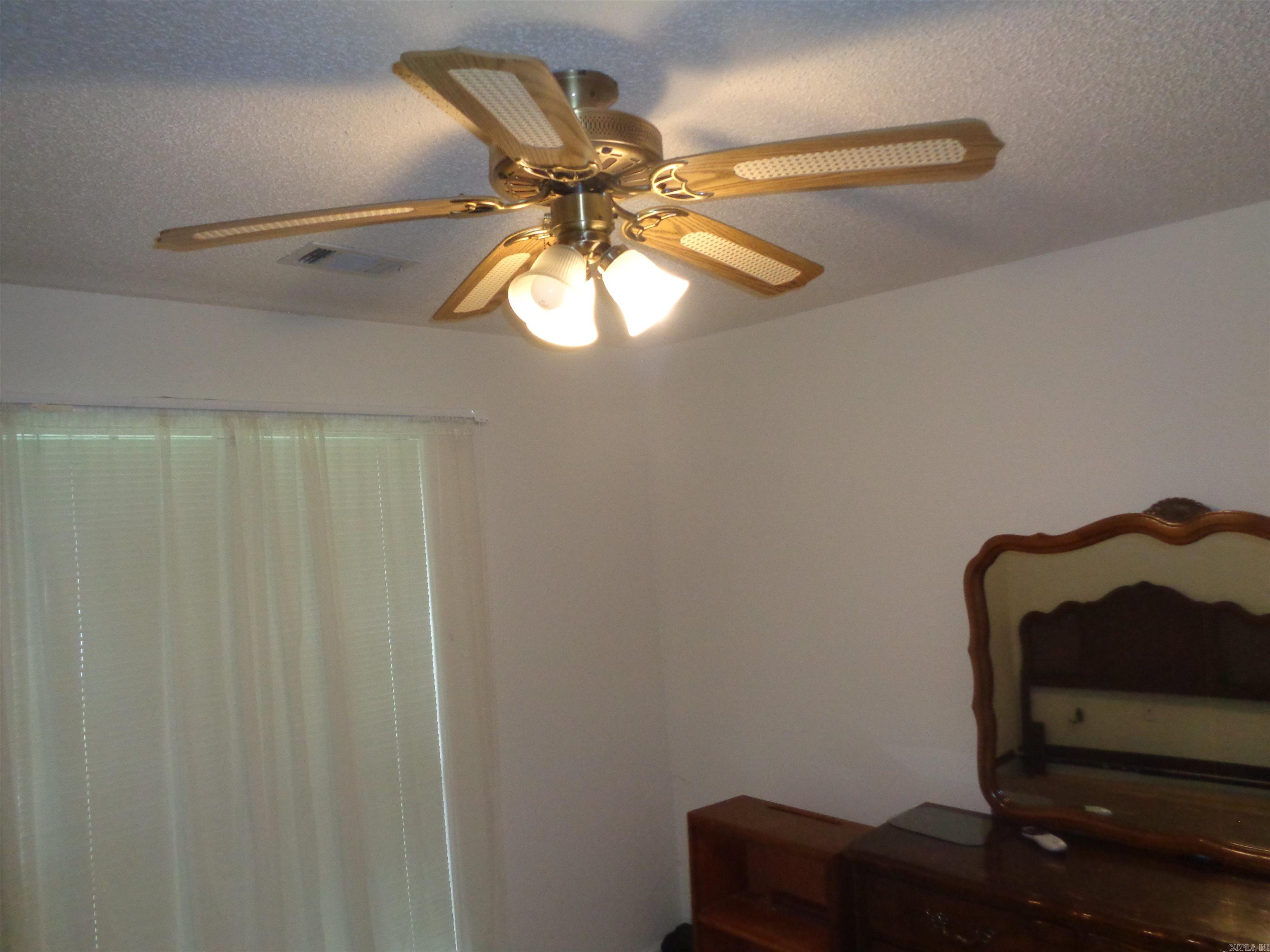 9422  Herndon  Little Rock, AR